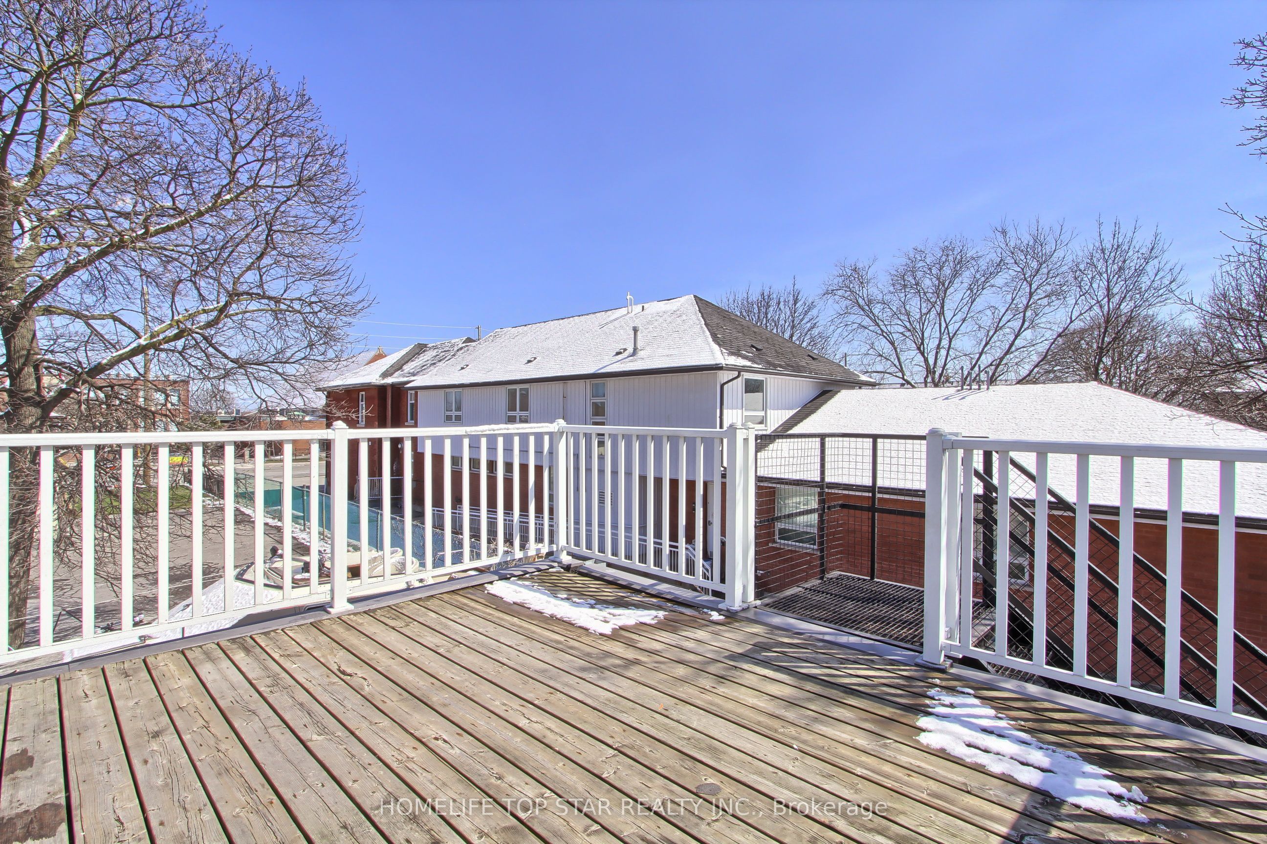 17 Royal Street Upper Property Photo 20