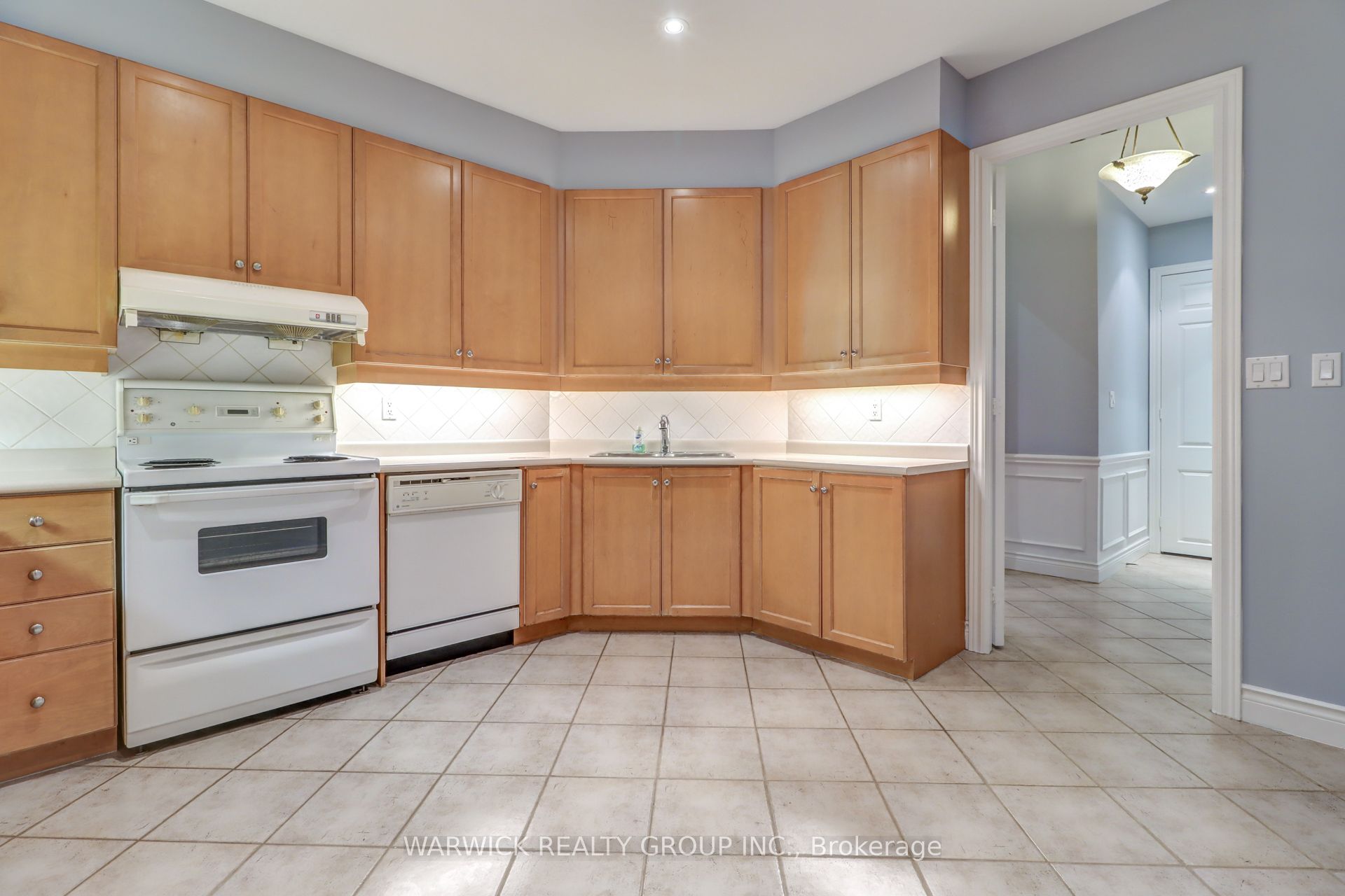 228 Bonis Avenue 102 Property Photo 6