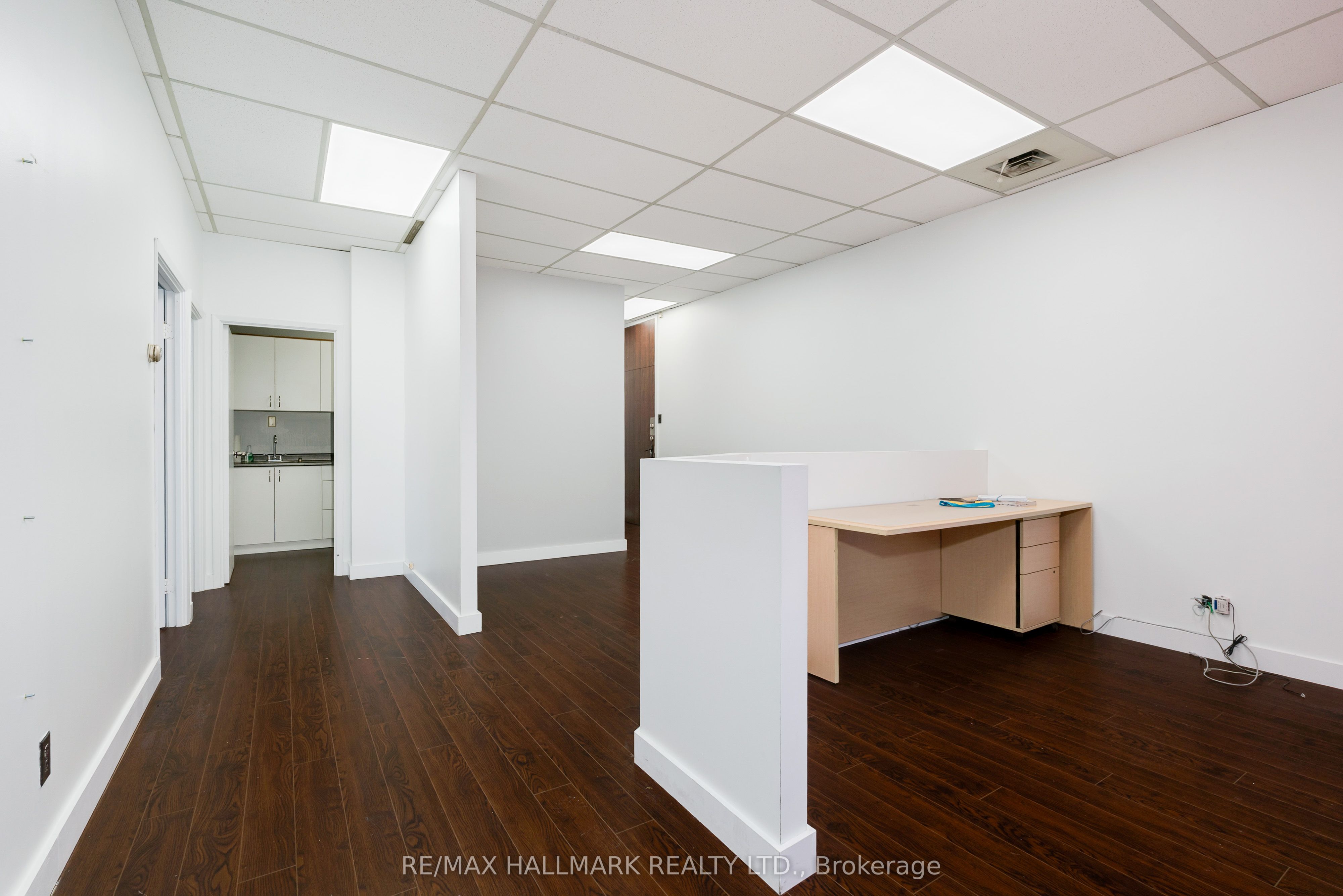 3420 Finch Avenue E 201 Property Photo 4