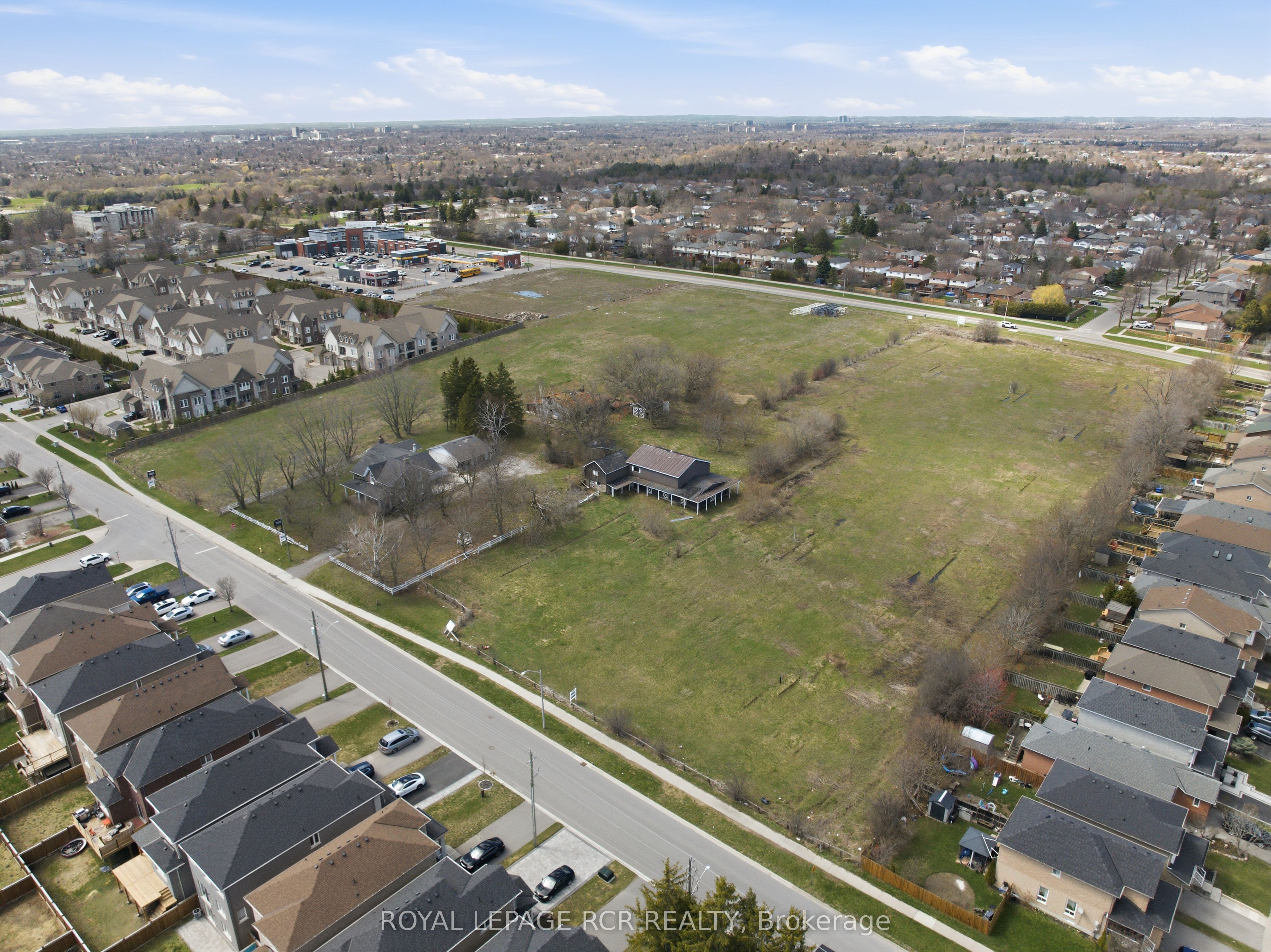1440 Gord Vinson Avenue Property Photo 2