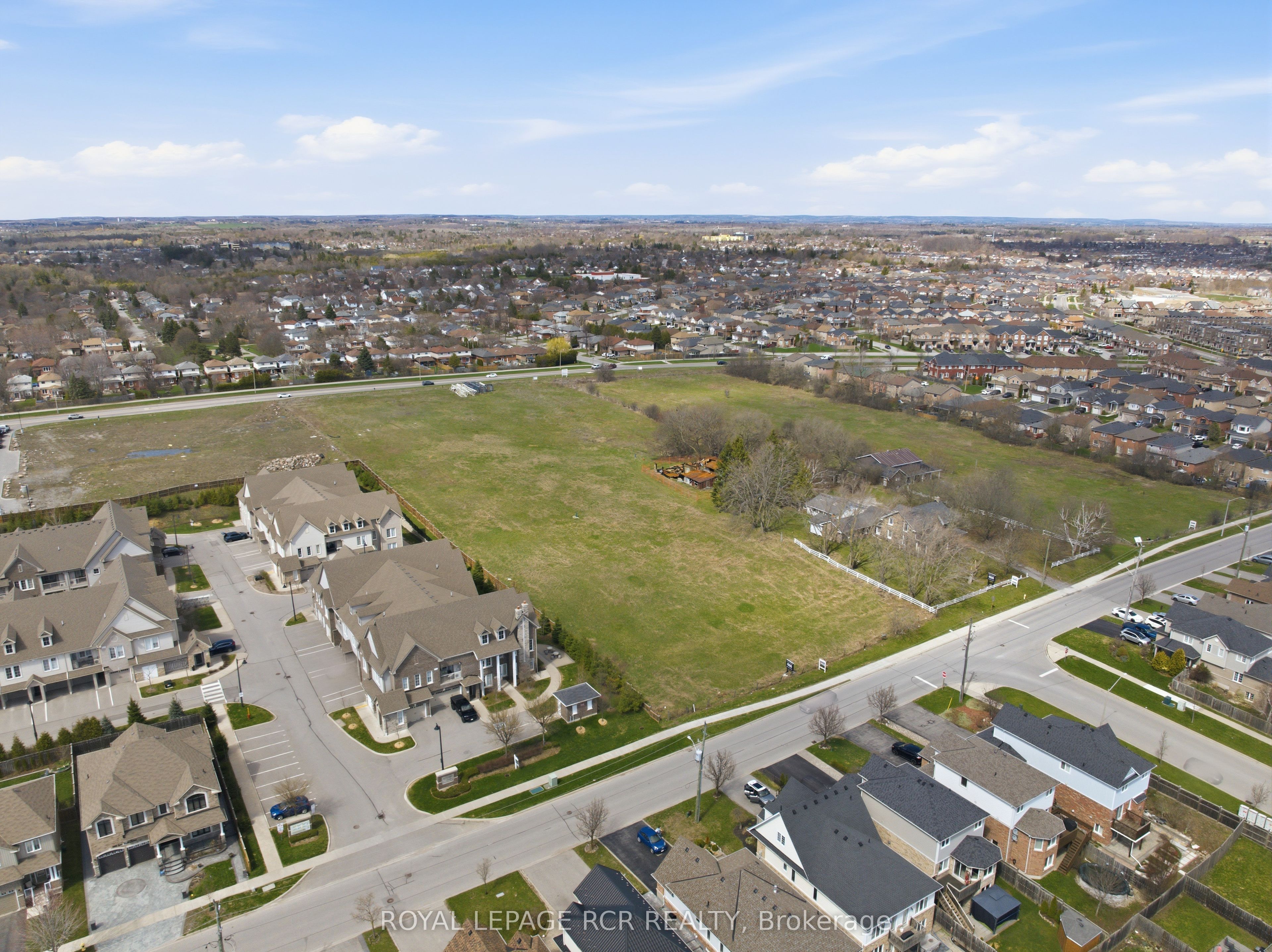 1440 Gord Vinson Avenue Property Photo 4