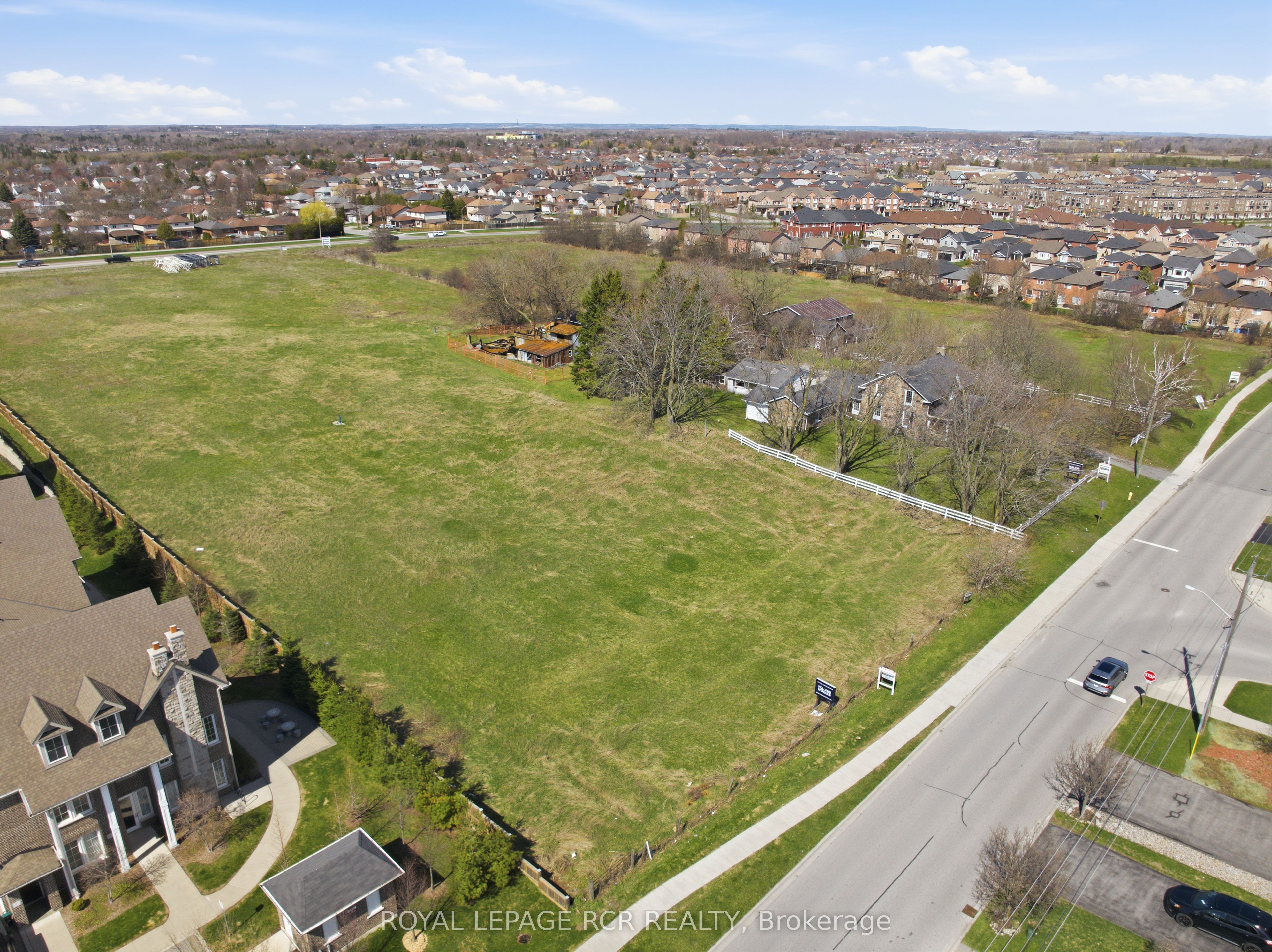 1440 Gord Vinson Avenue Property Photo 29