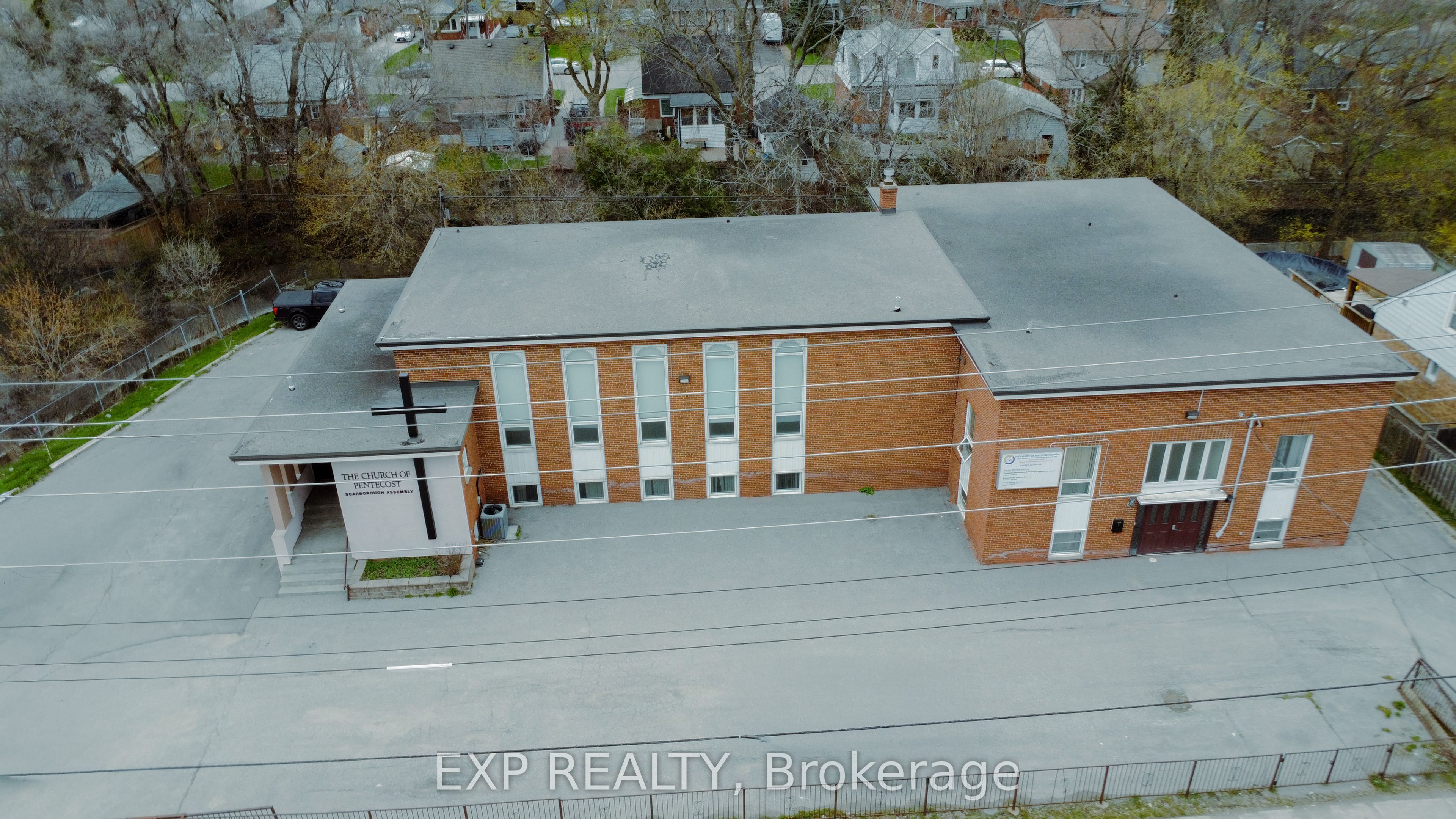 1355 Warden Avenue Property Photo 4