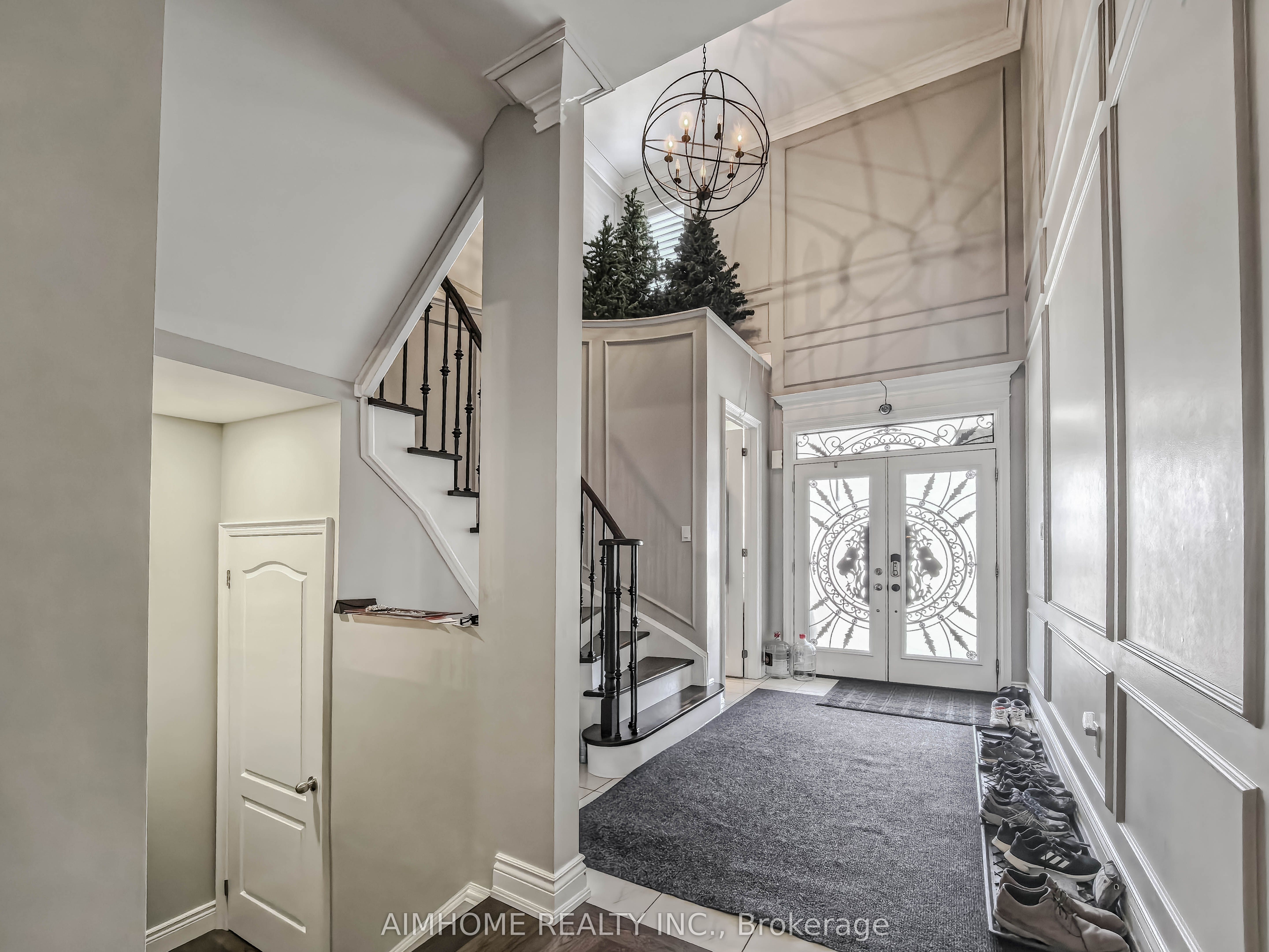2029 Kurelo Drive Property Photo 2