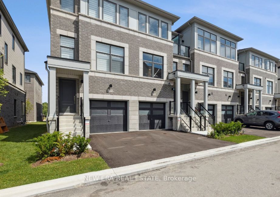 778 Kootenay Path Property Photo 1