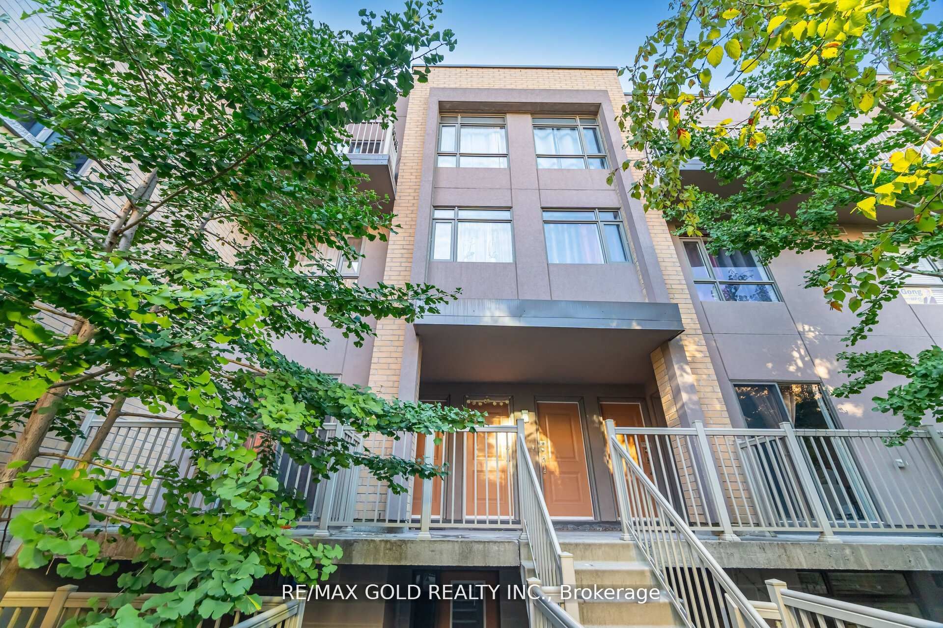 80 Orchid Place E 317