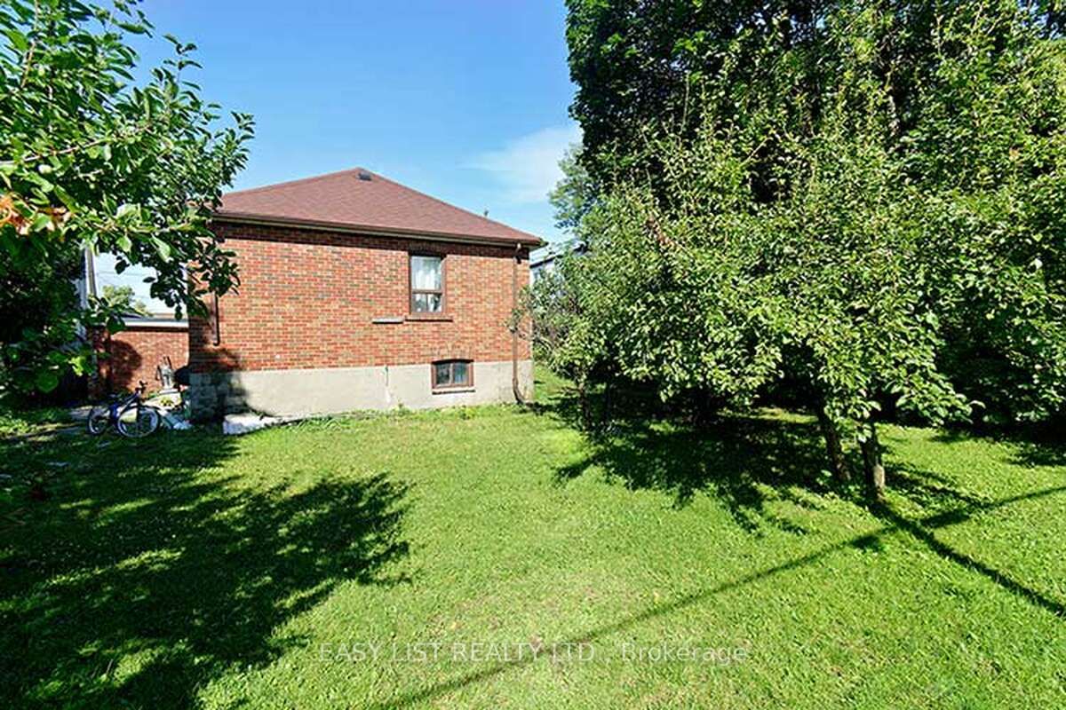 777 Birchmount Road Property Photo 6