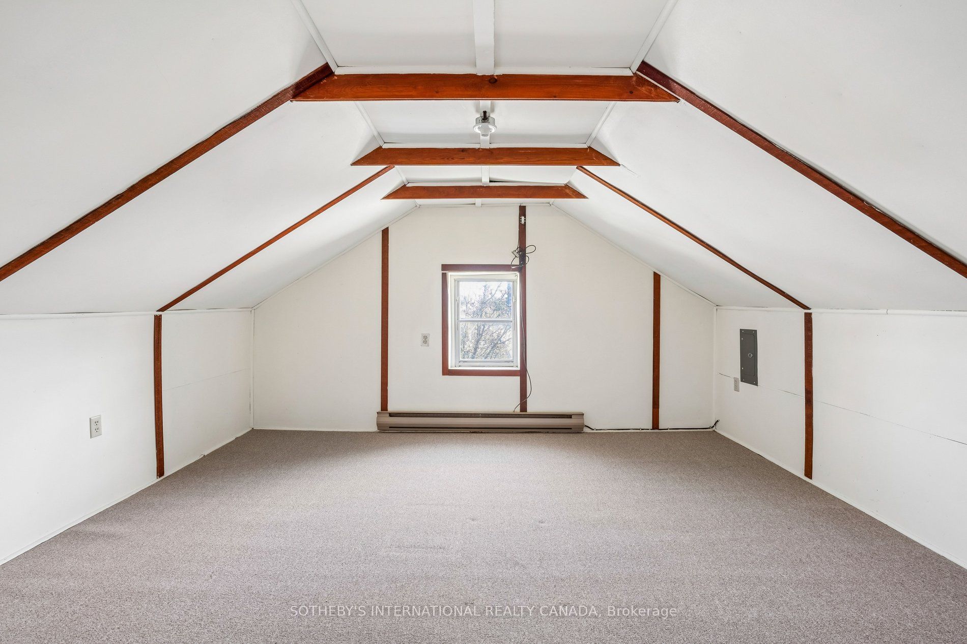 4023 Sheppard Avenue Property Photo 11