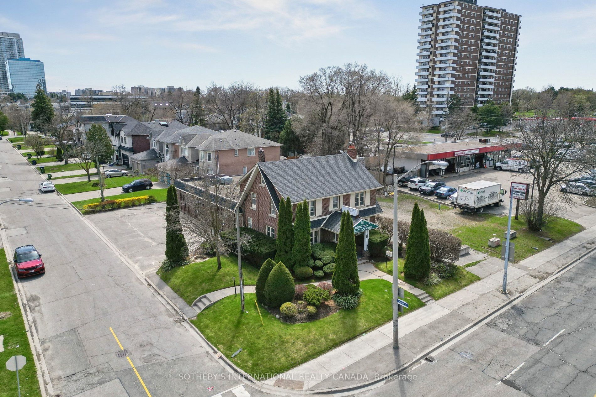 4023 Sheppard Avenue Property Photo 14
