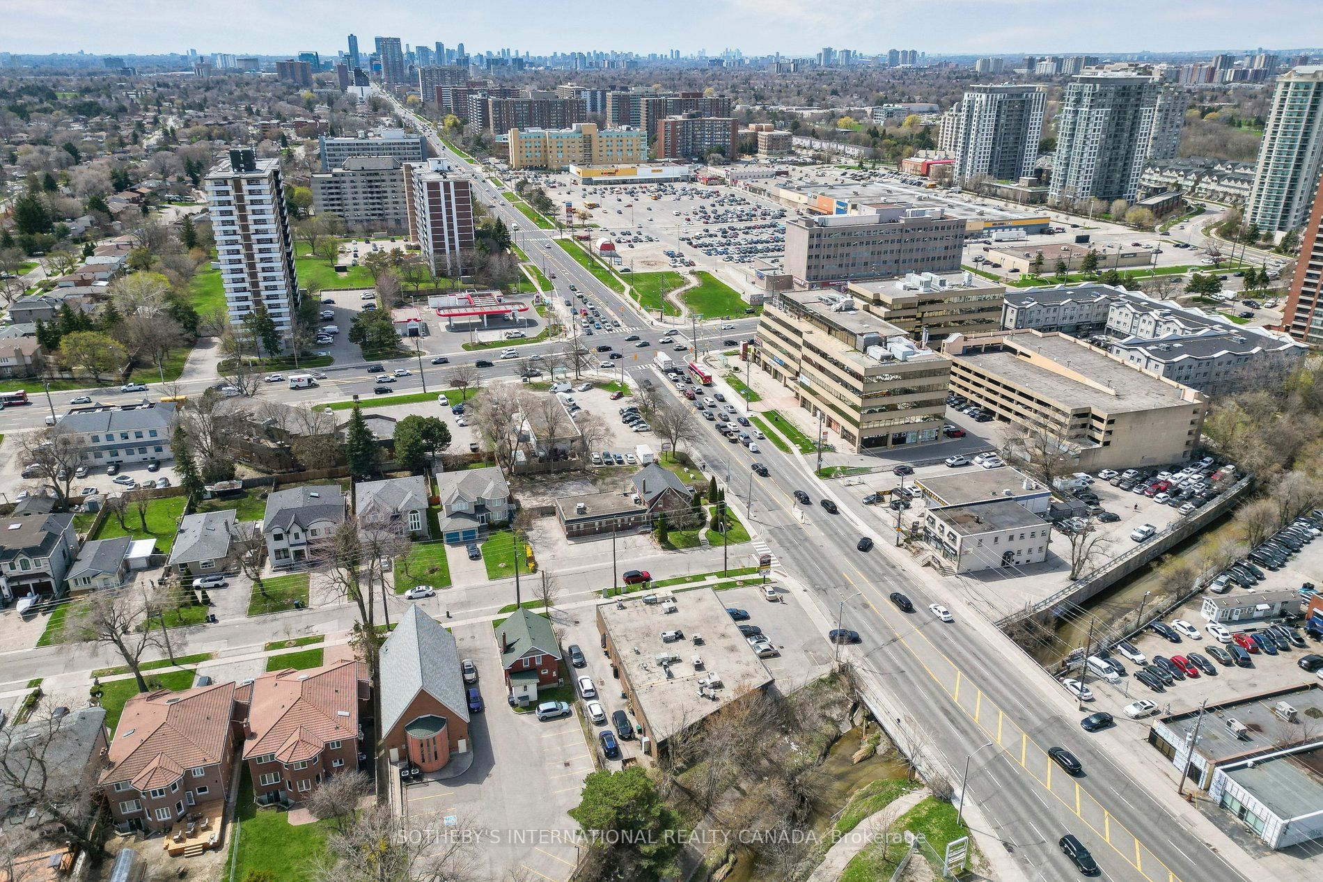 4023 Sheppard Avenue Property Photo 18