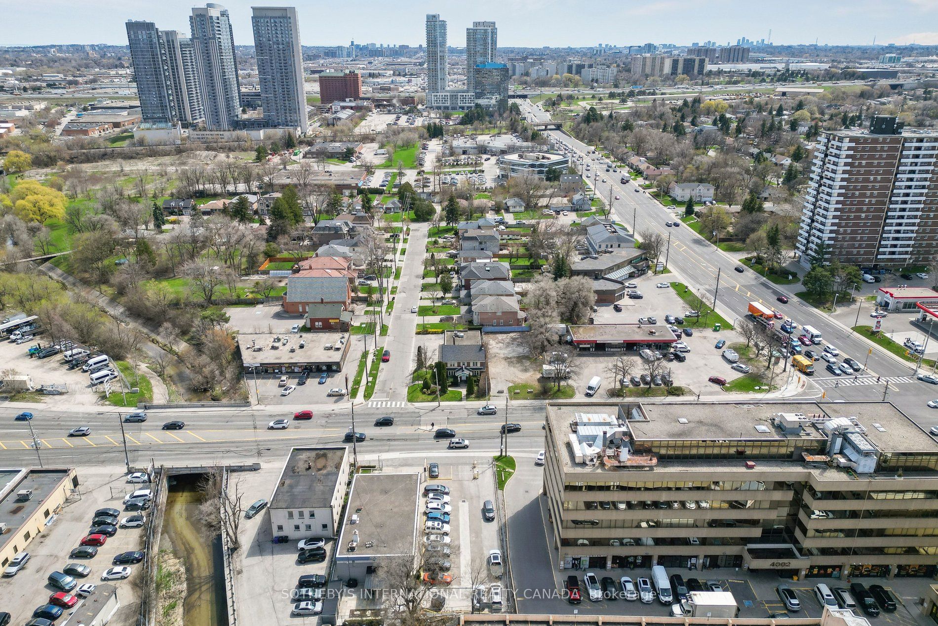 4023 Sheppard Avenue Property Photo 19