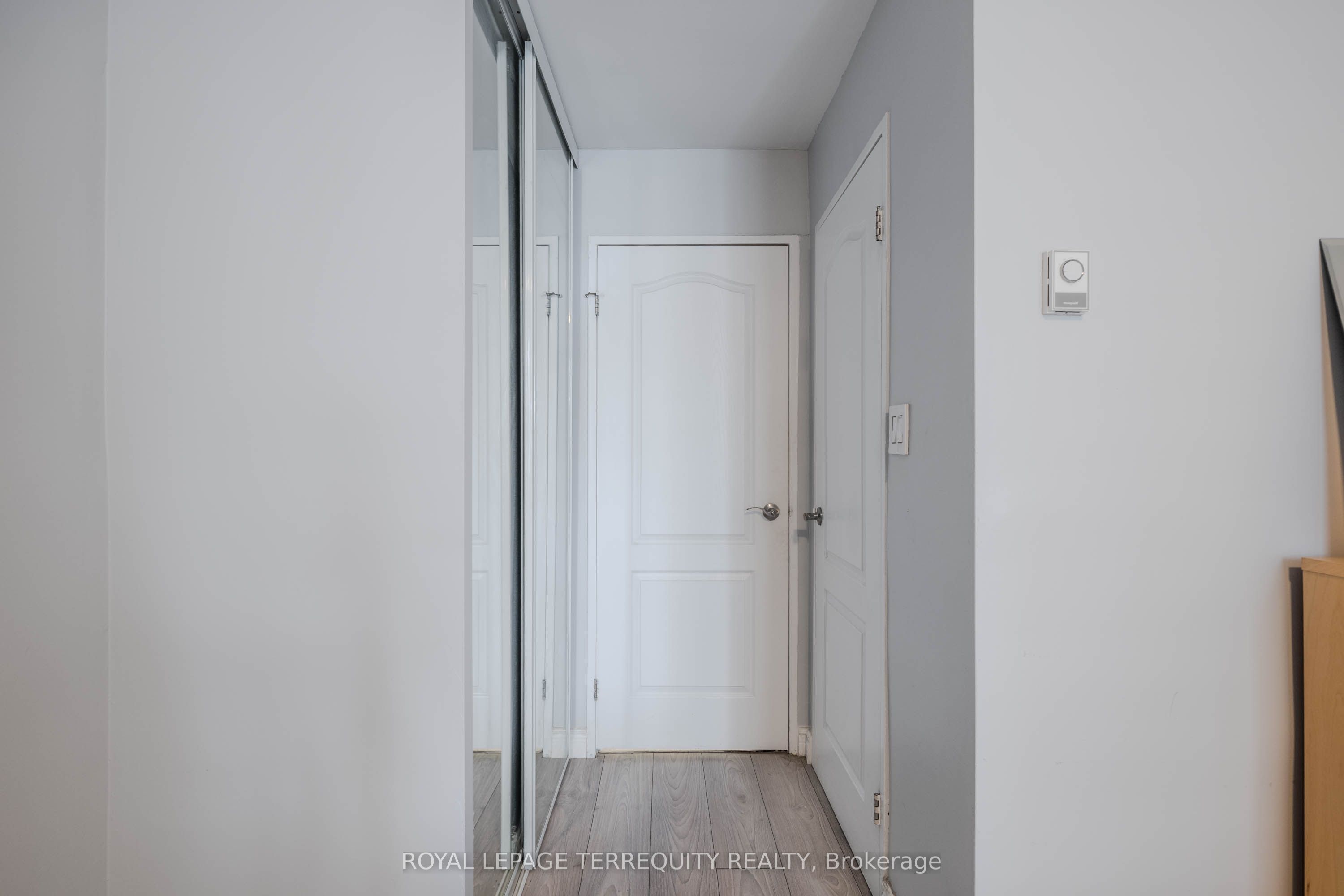 1 Massey Square 1703 Property Photo 23