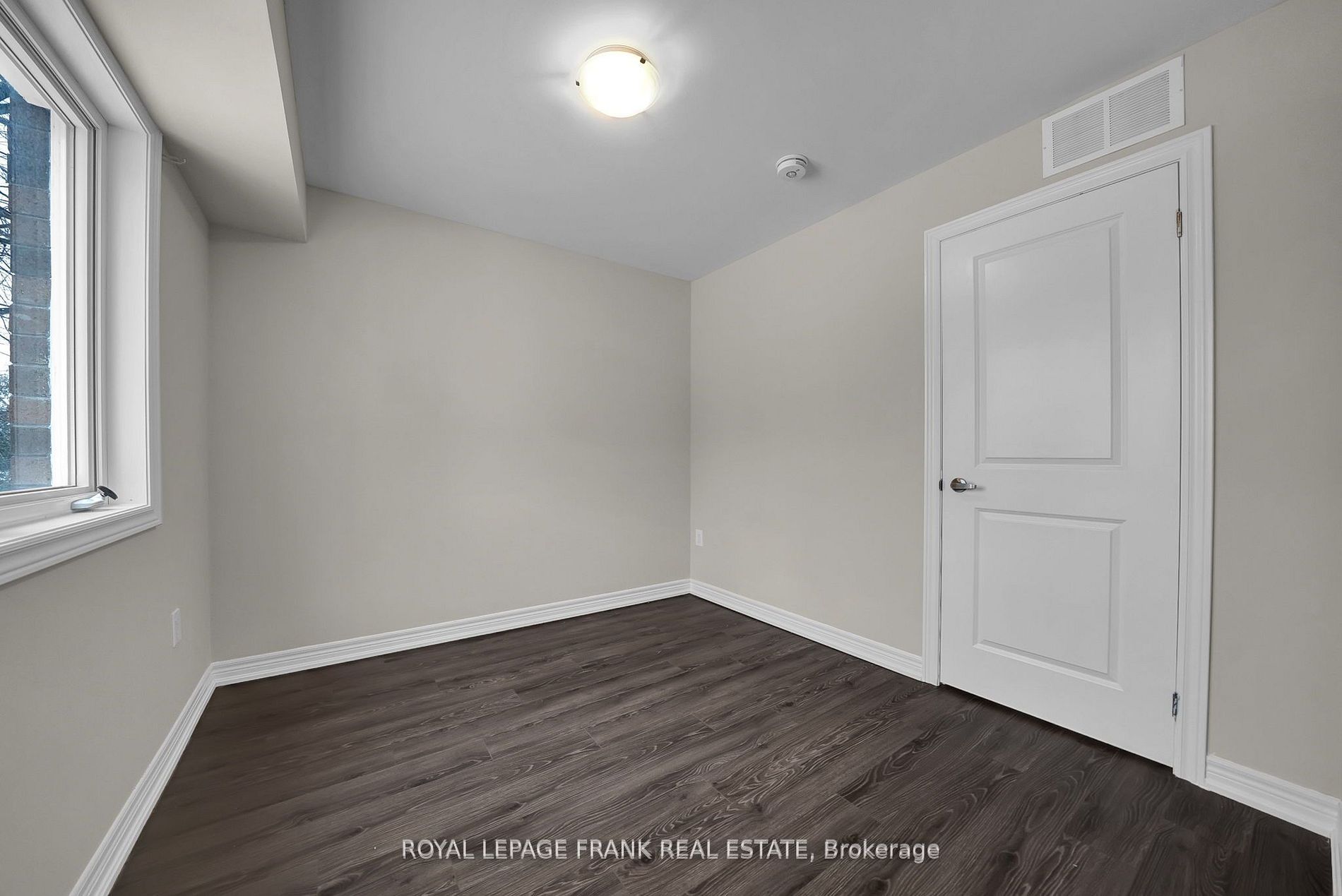 402 Olive Avenue Property Photo 25