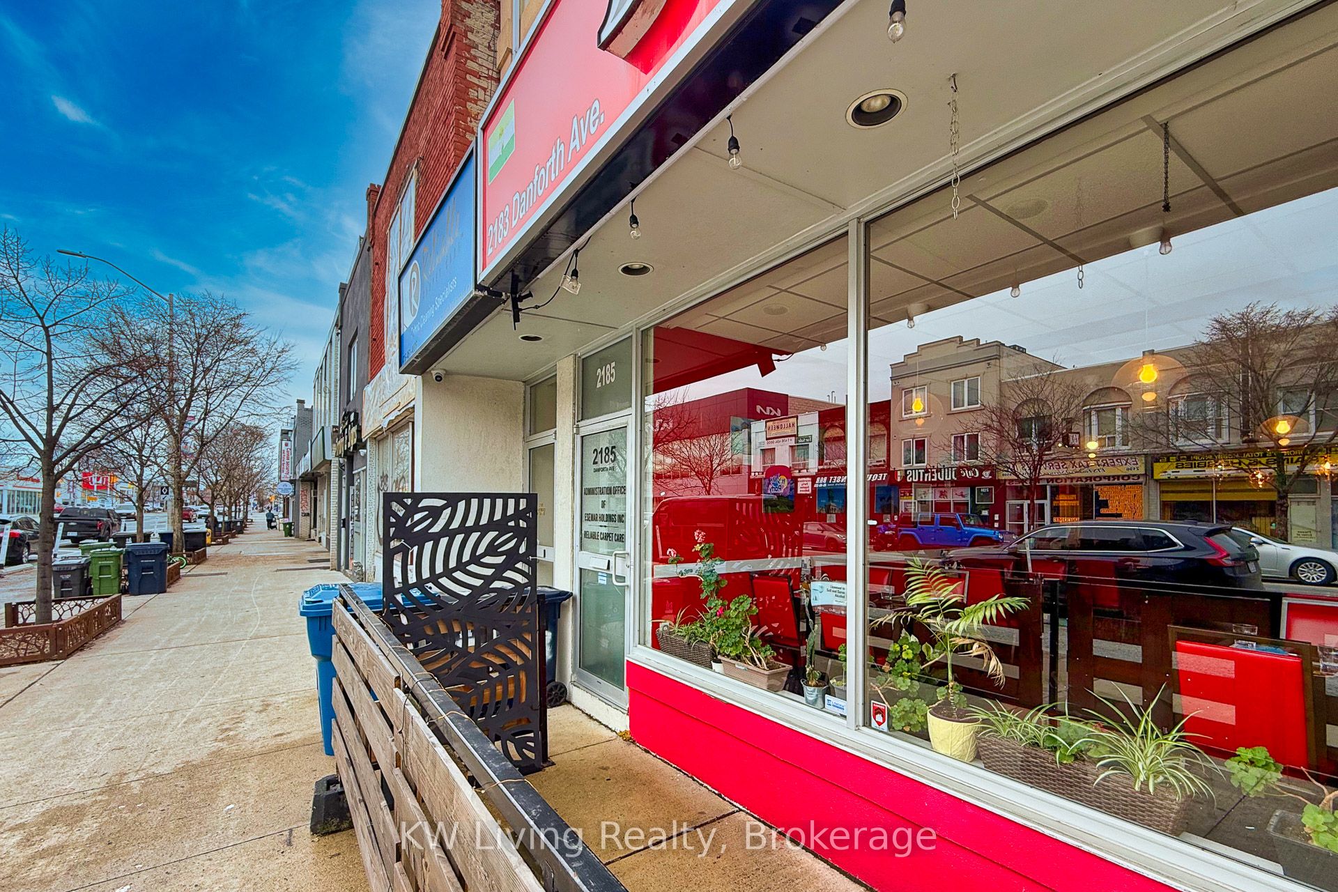 2183 & 2185 Danforth Avenue Property Photo 8