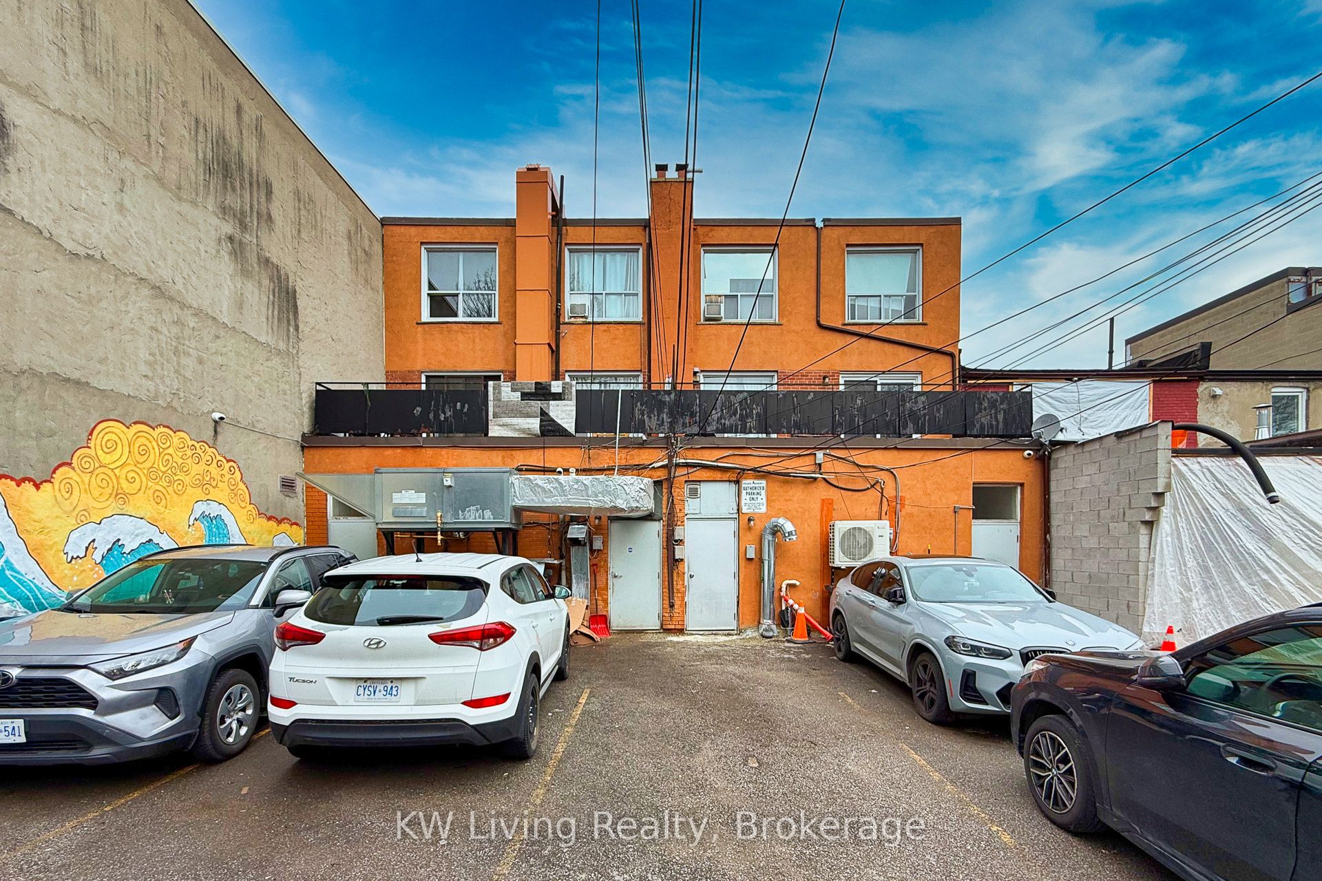 2183 & 2185 Danforth Avenue Property Photo 41