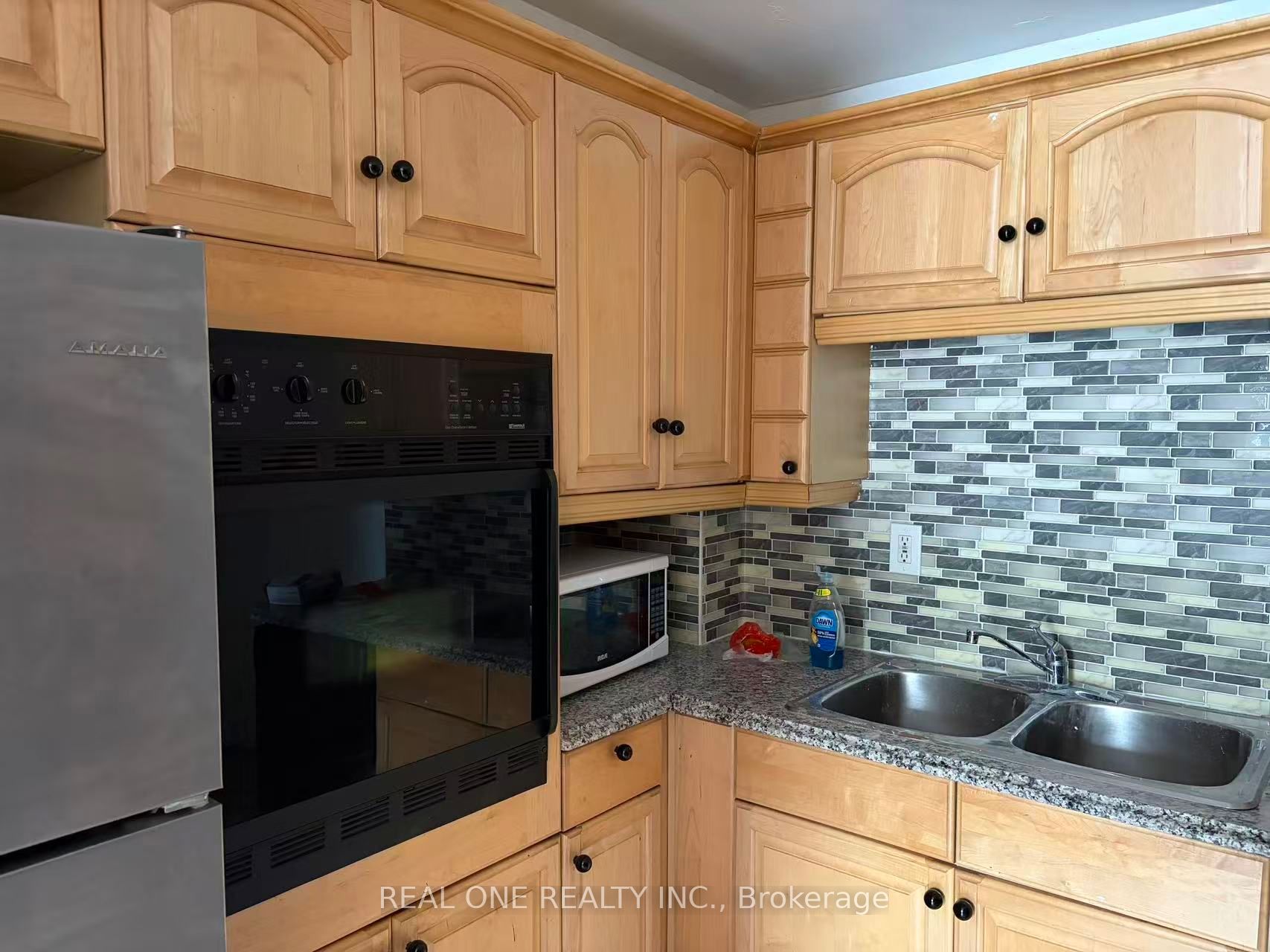 152 Park Rd South Property Photo 10