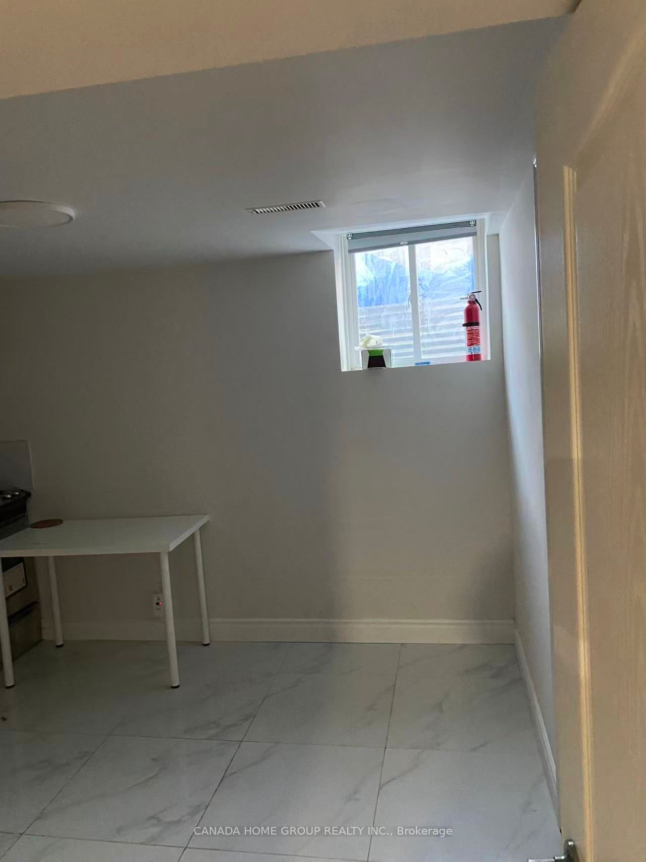 91 Bushmills Square Basement Property Photo 4