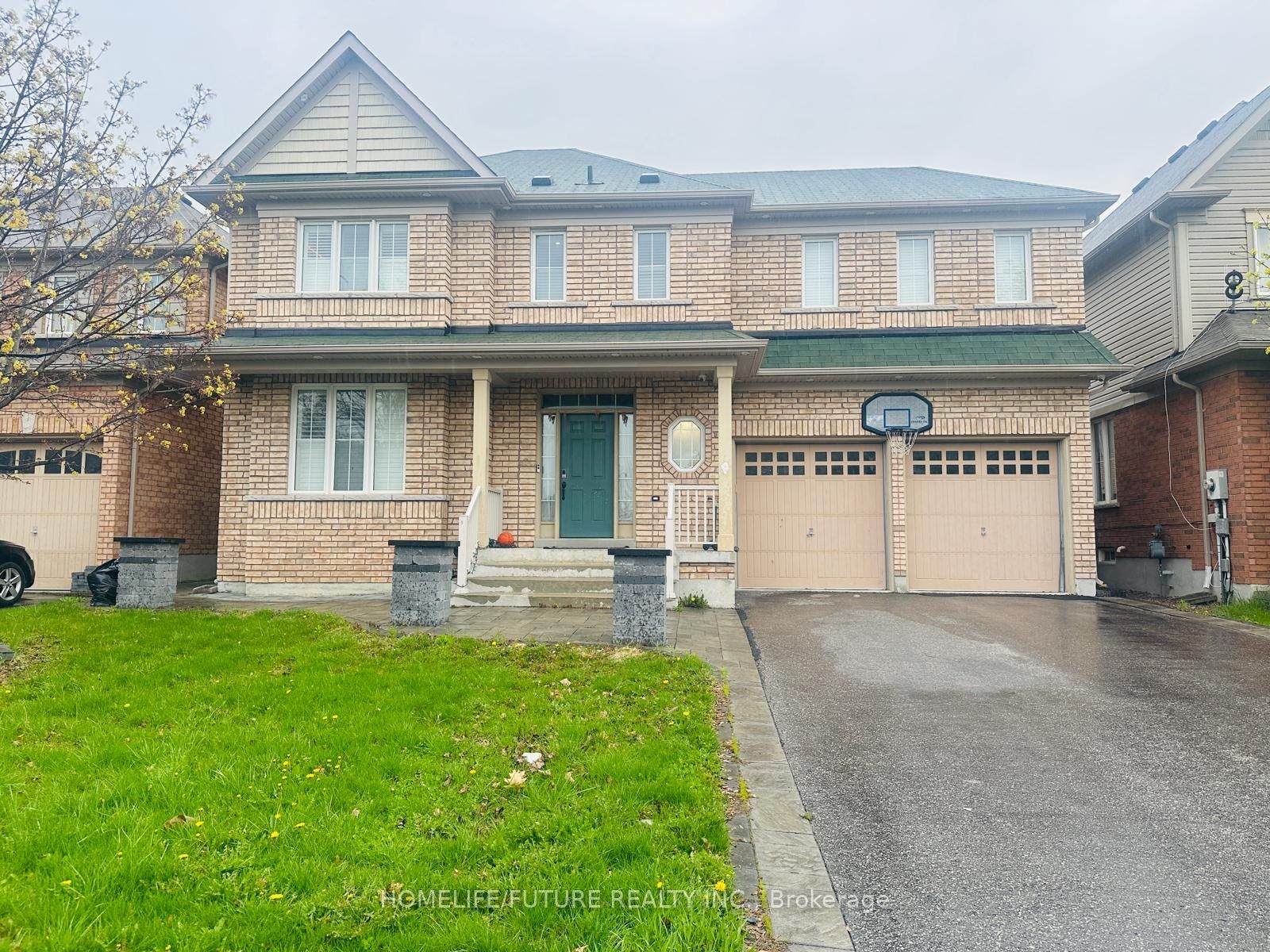2230 Pilgrim Square Property Photo 1