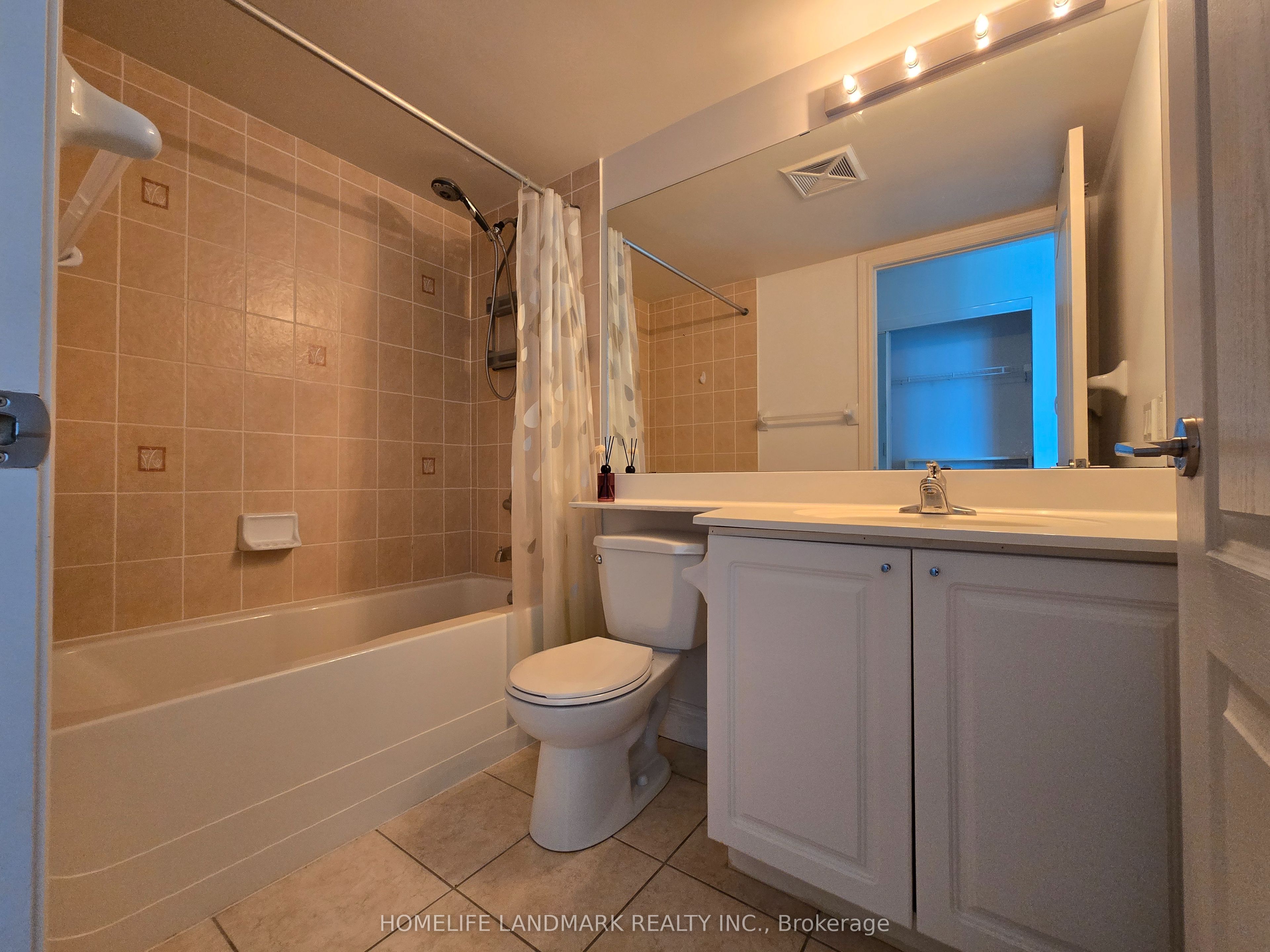 50 Brian Harrison Way 3206 Property Photo 11
