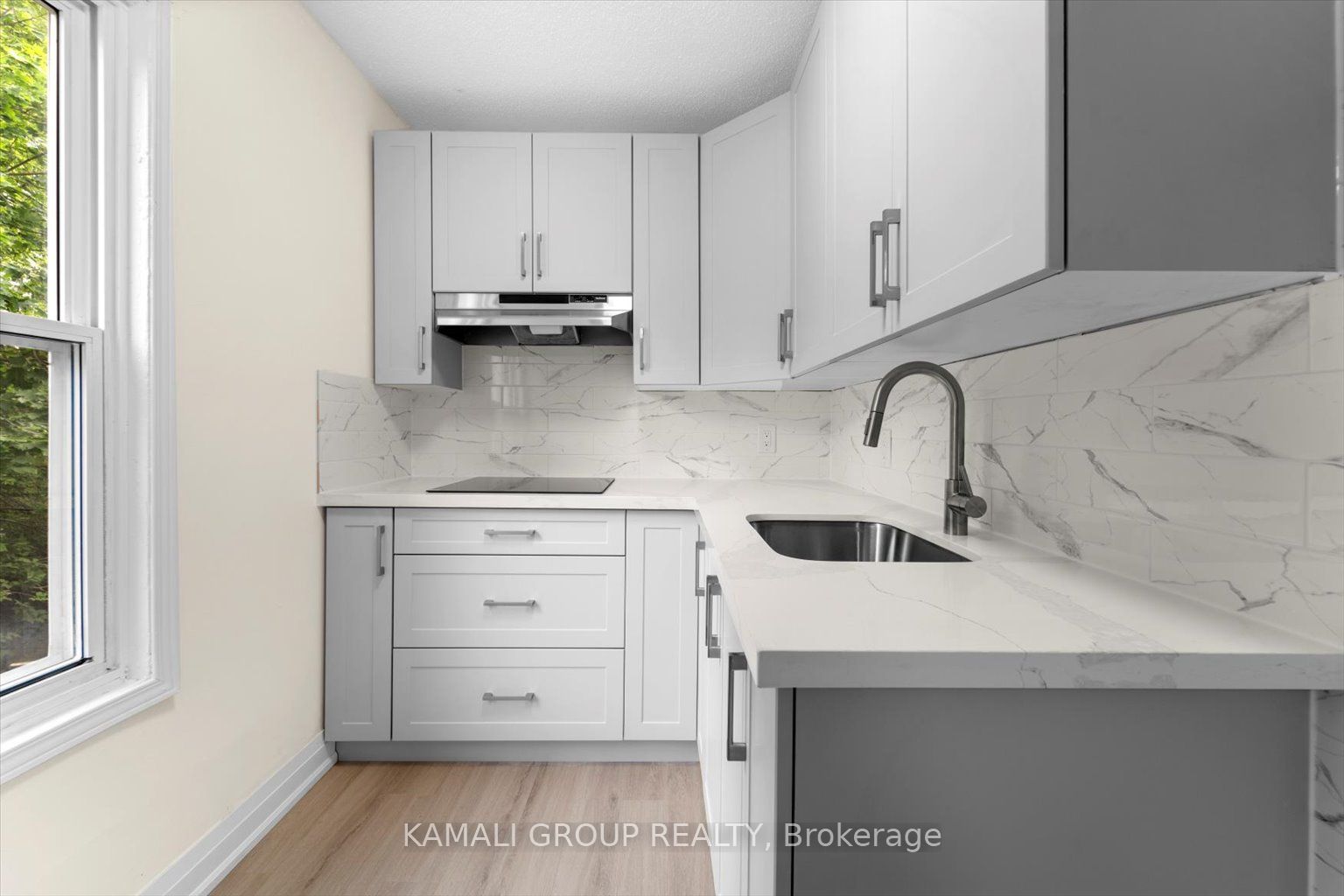 254 Bruce Street Property Photo 19