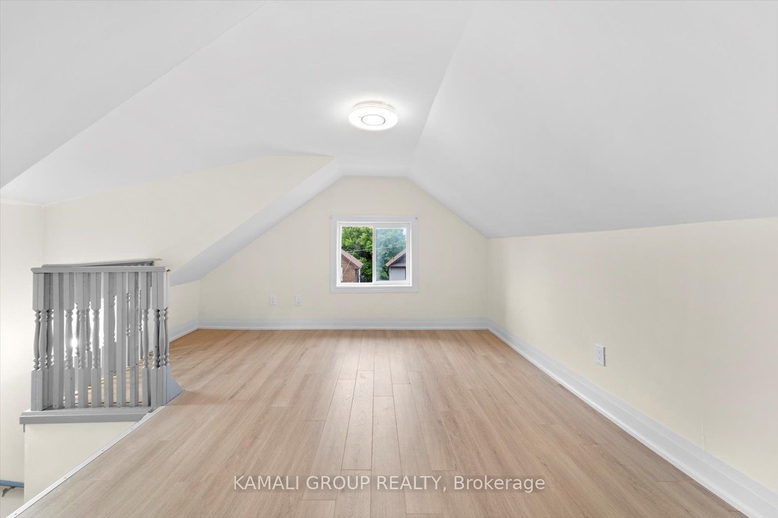 254 Bruce Street Property Photo 28