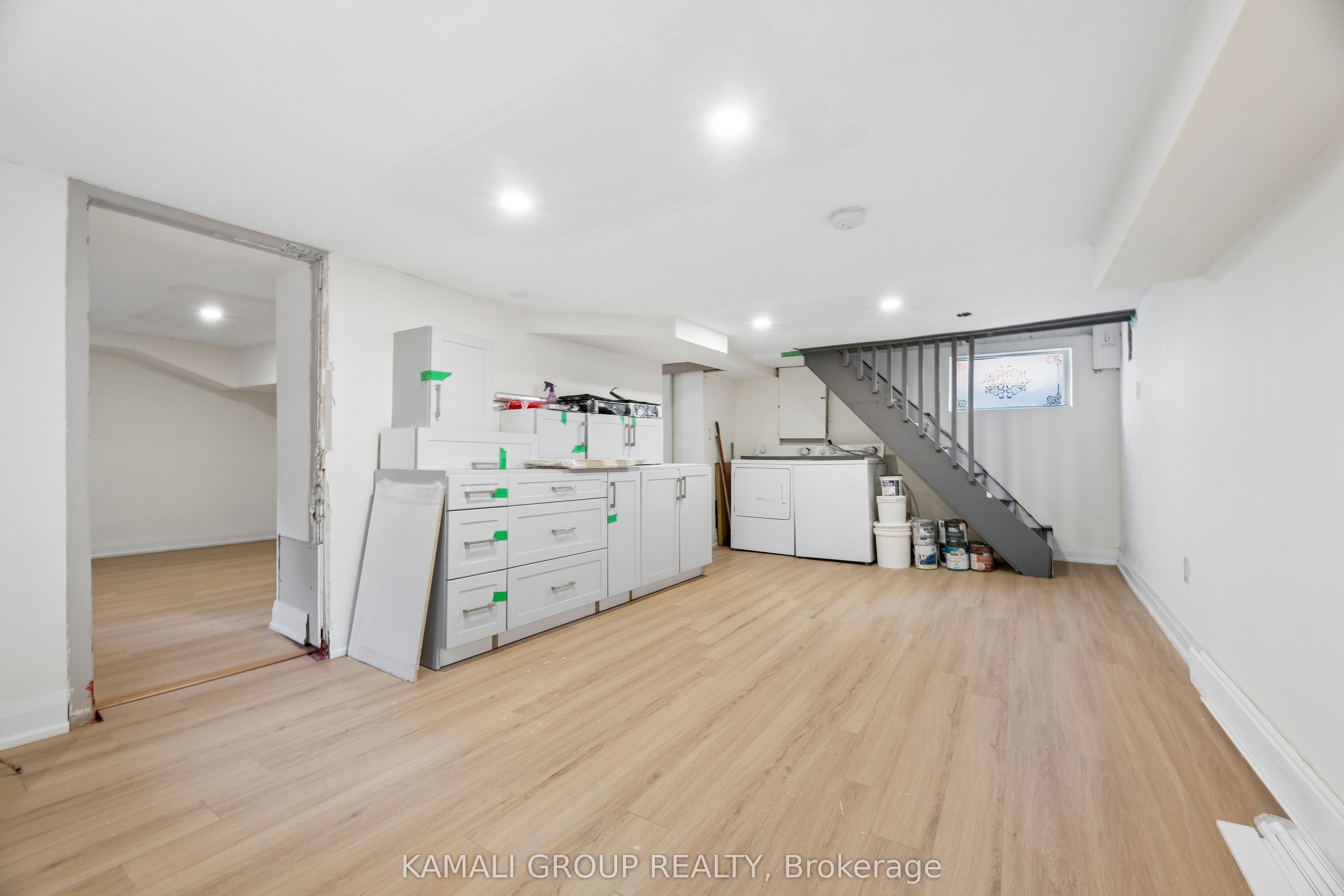 254 Bruce Street Property Photo 31