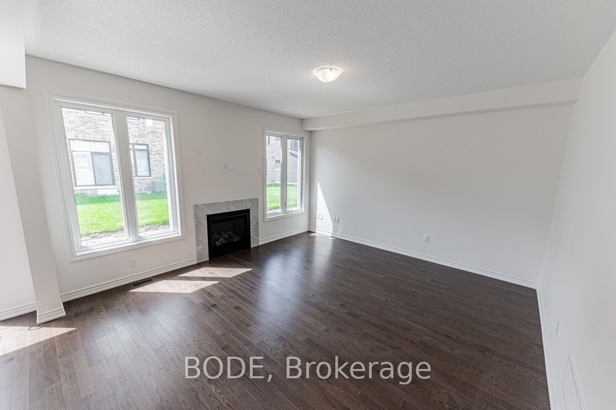 15 Huggins Drive Property Photo 10