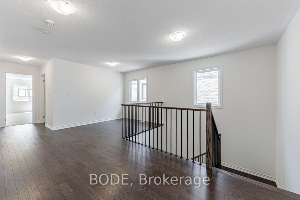 15 Huggins Drive Property Photo 23