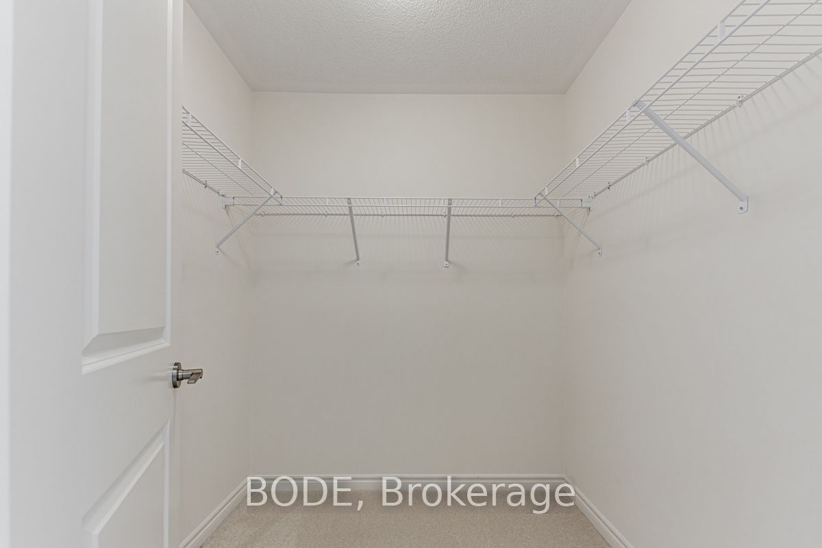 15 Huggins Drive Property Photo 28