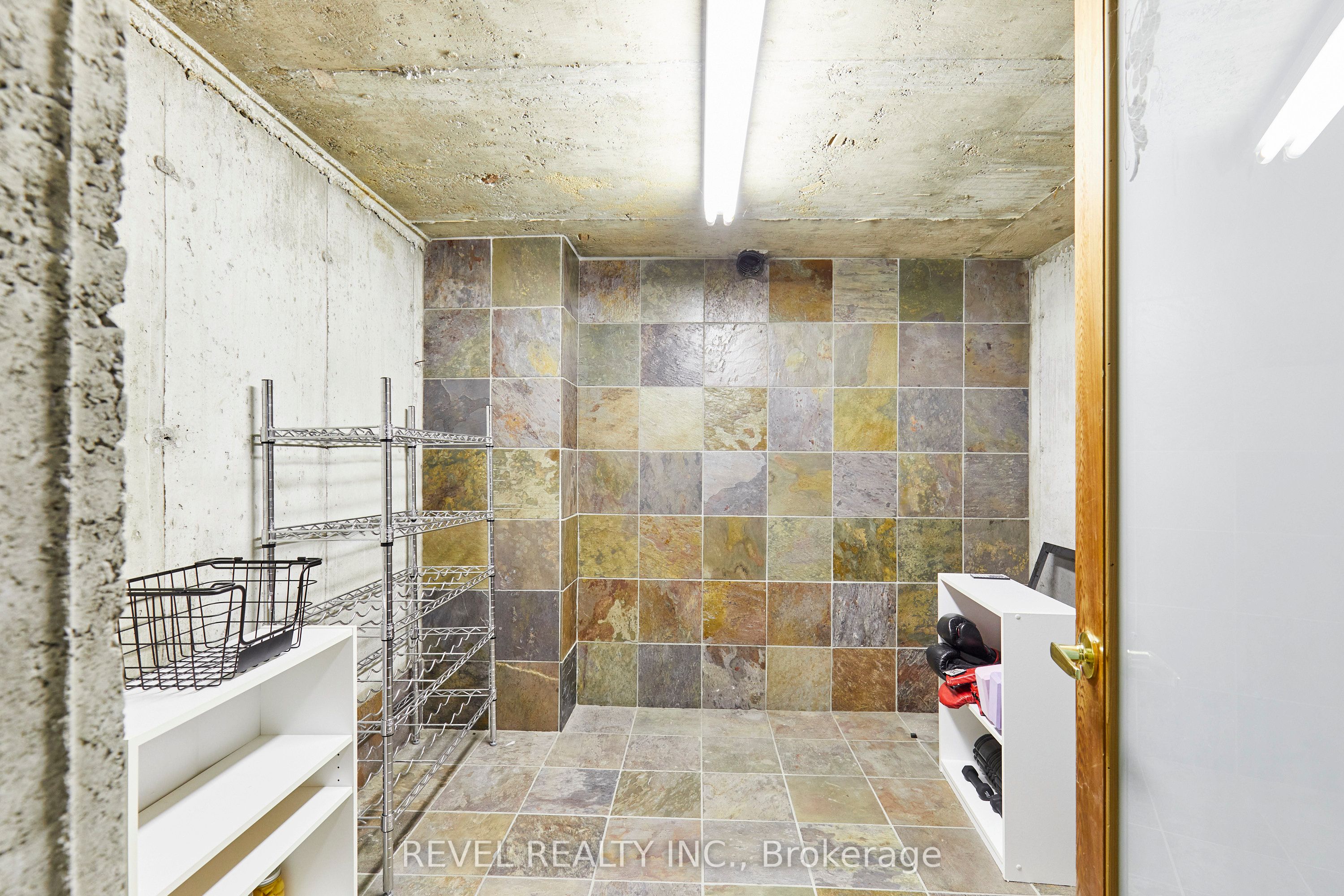 475 Poplar Avenue Property Photo 33