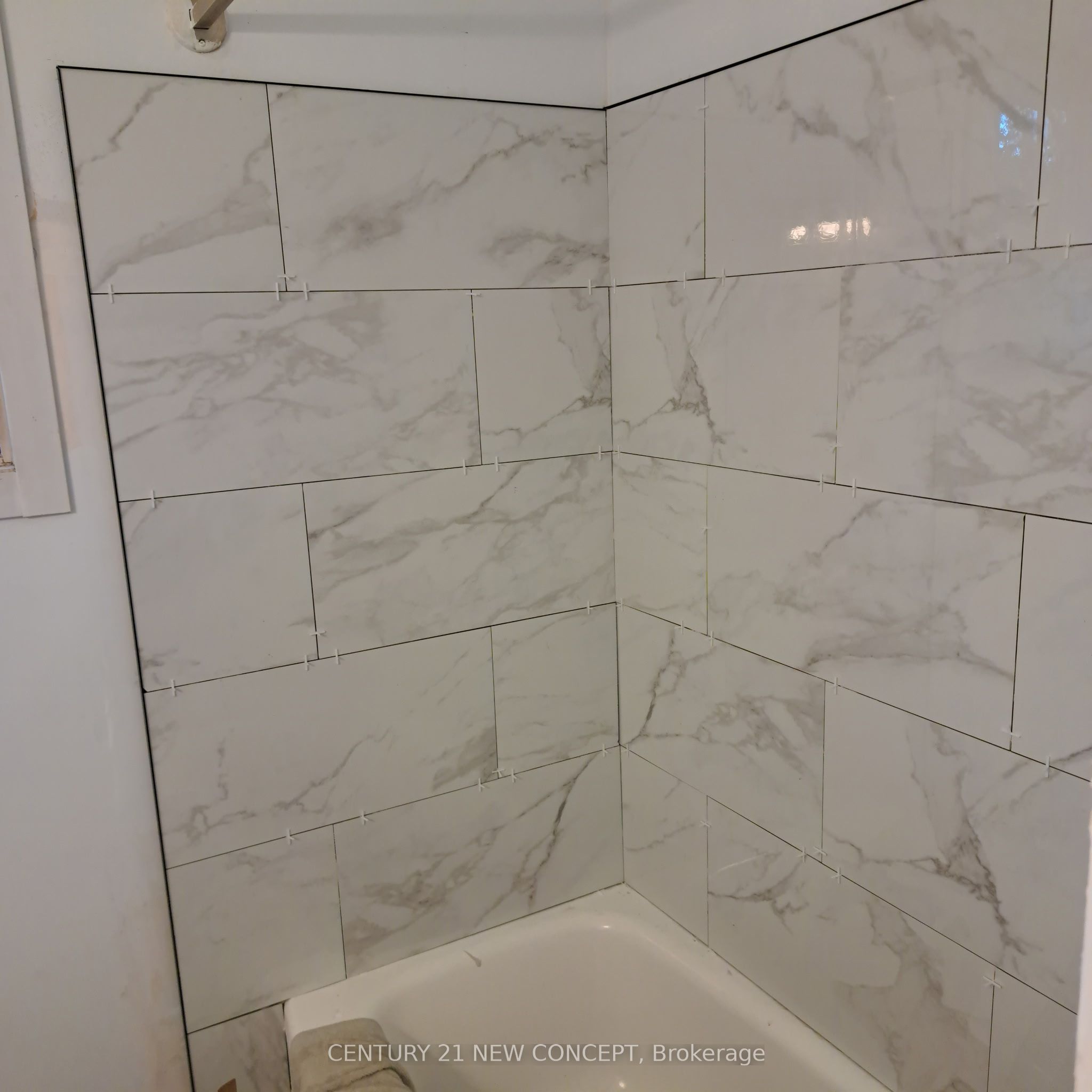580 Digby Avenue Property Photo 1