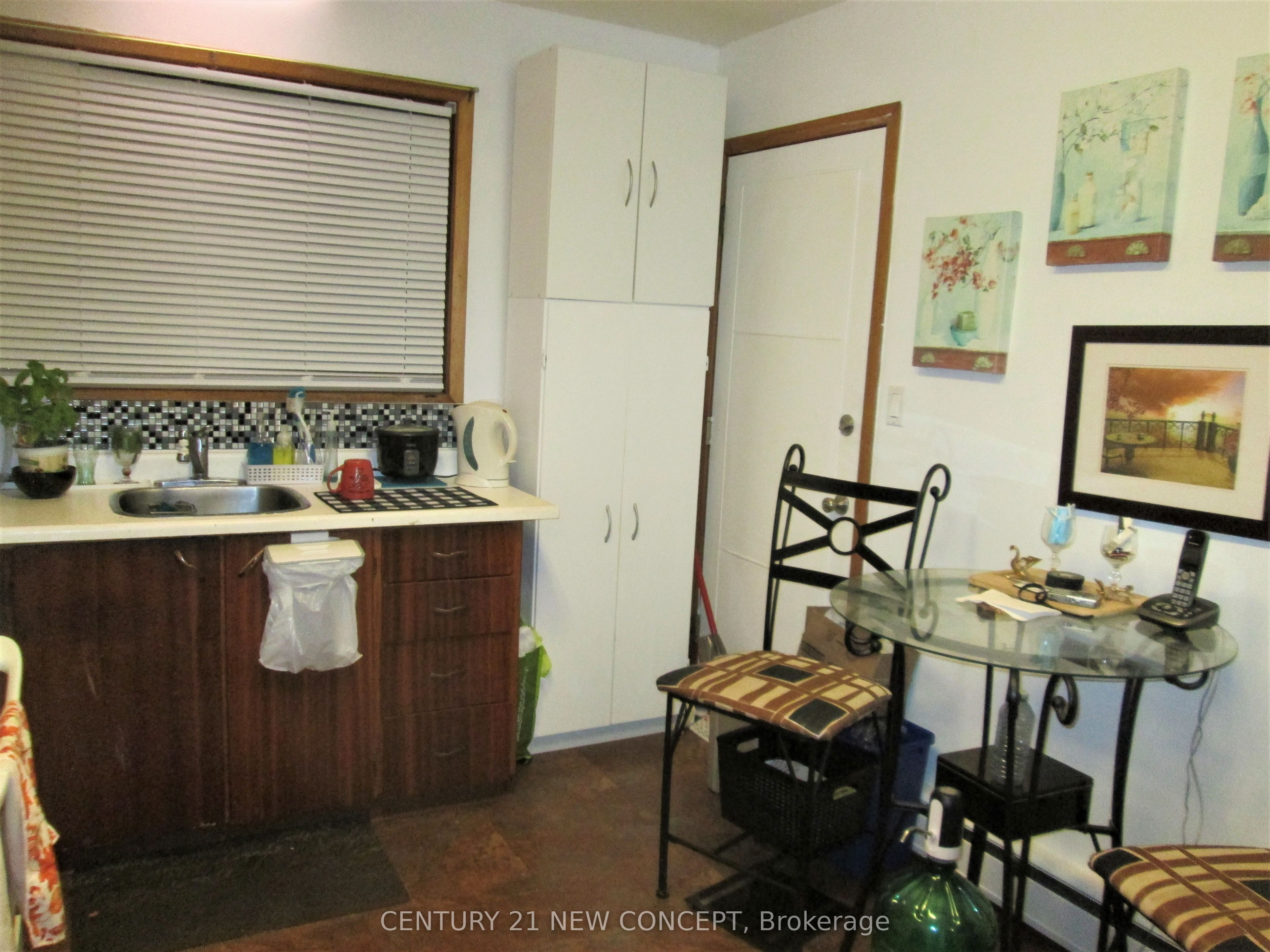 580 Digby Avenue Property Photo 18