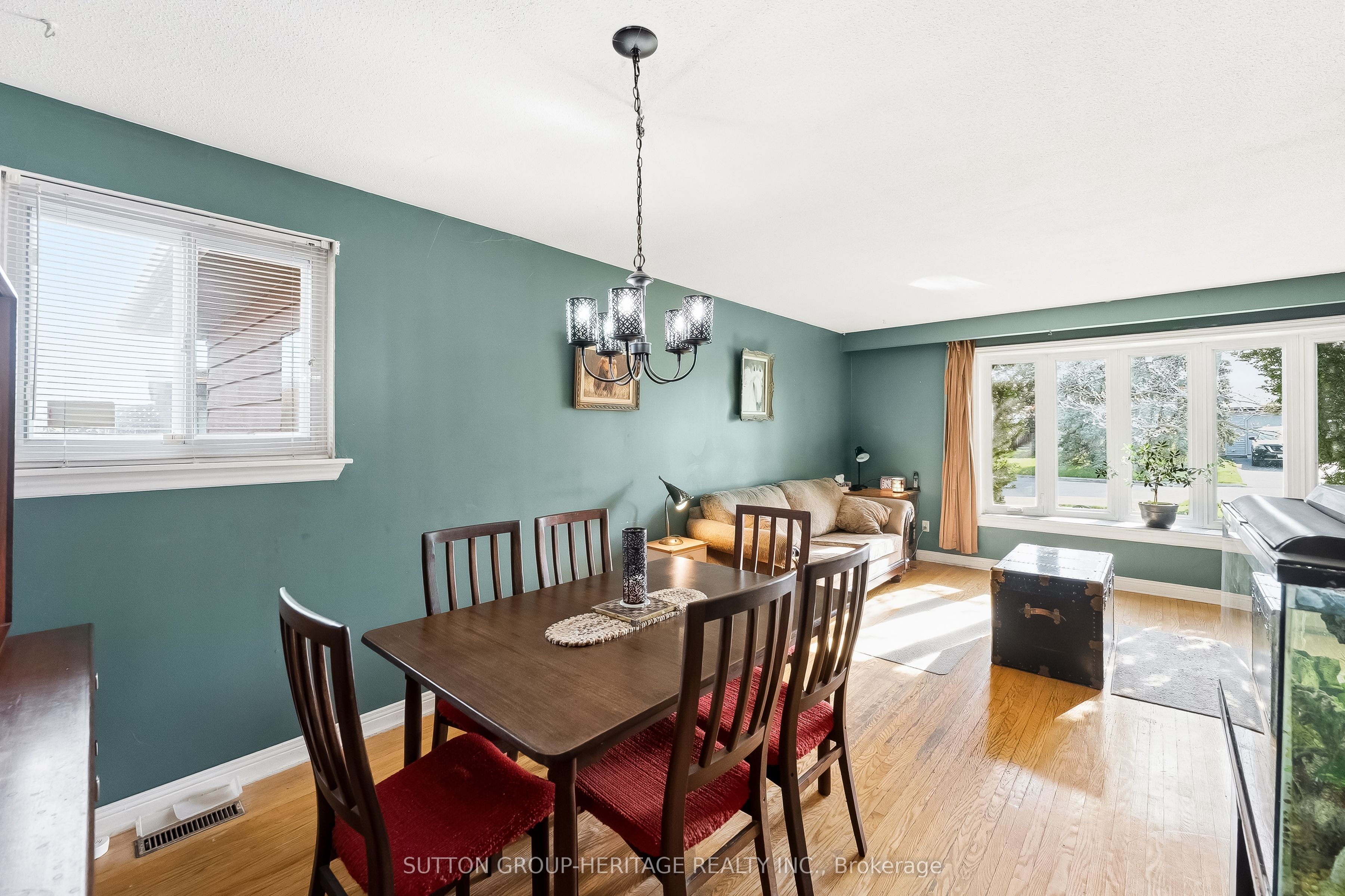 35 Albery Crescent Property Photo 8