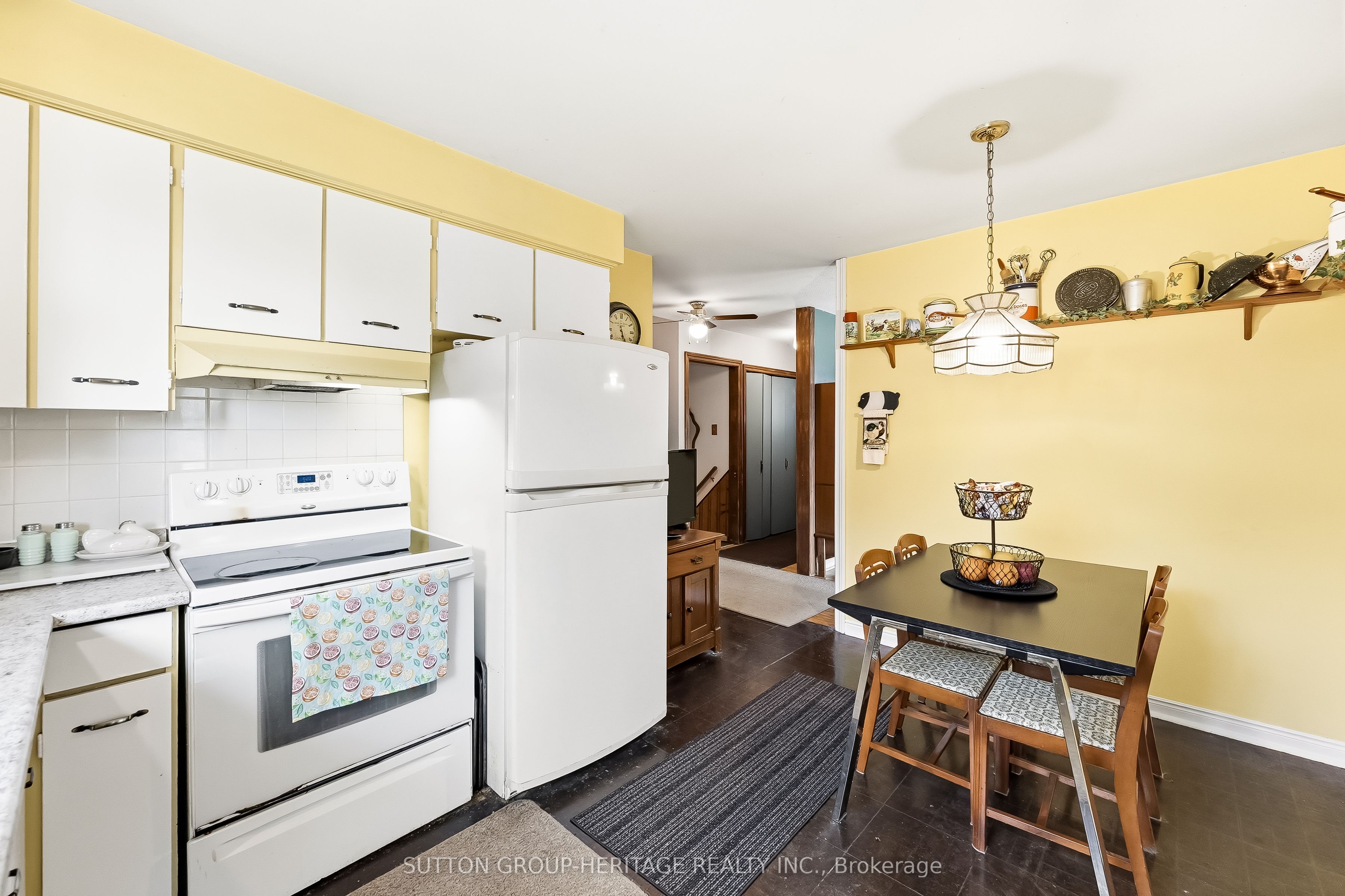 35 Albery Crescent Property Photo 12