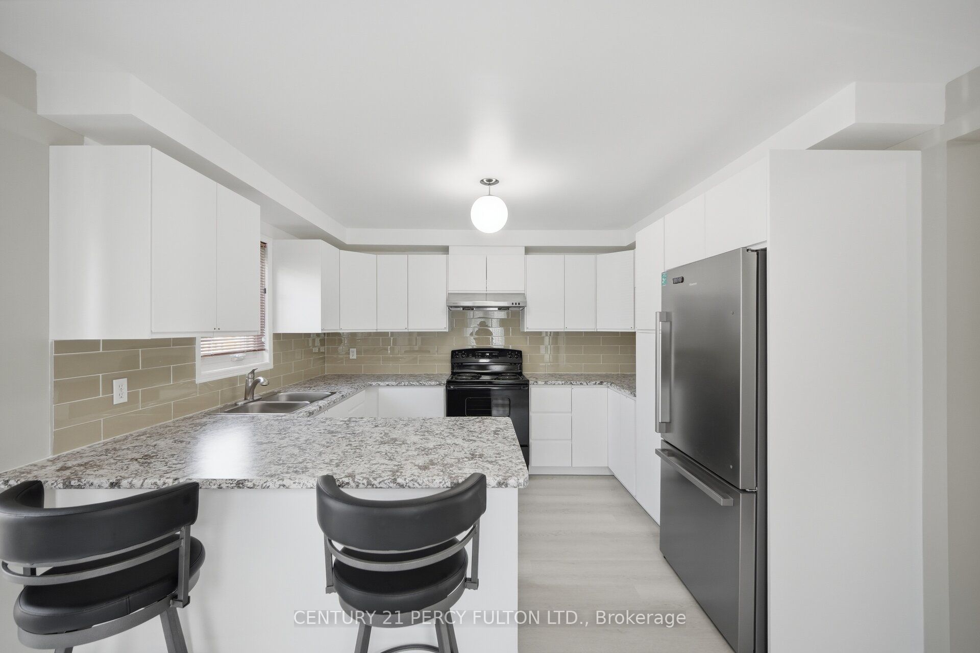 3680 Brimley Road 18 Property Photo 13