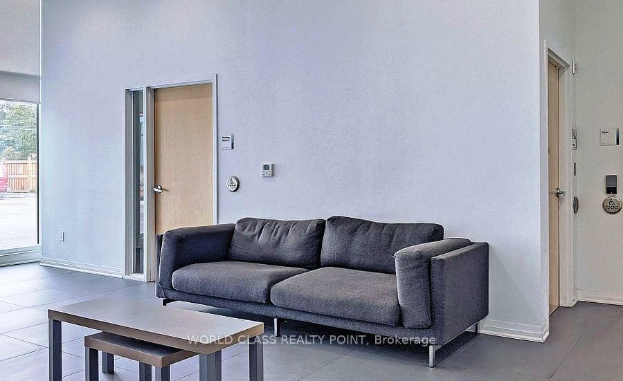 1900 Simcoe Street 633 Property Photo 2