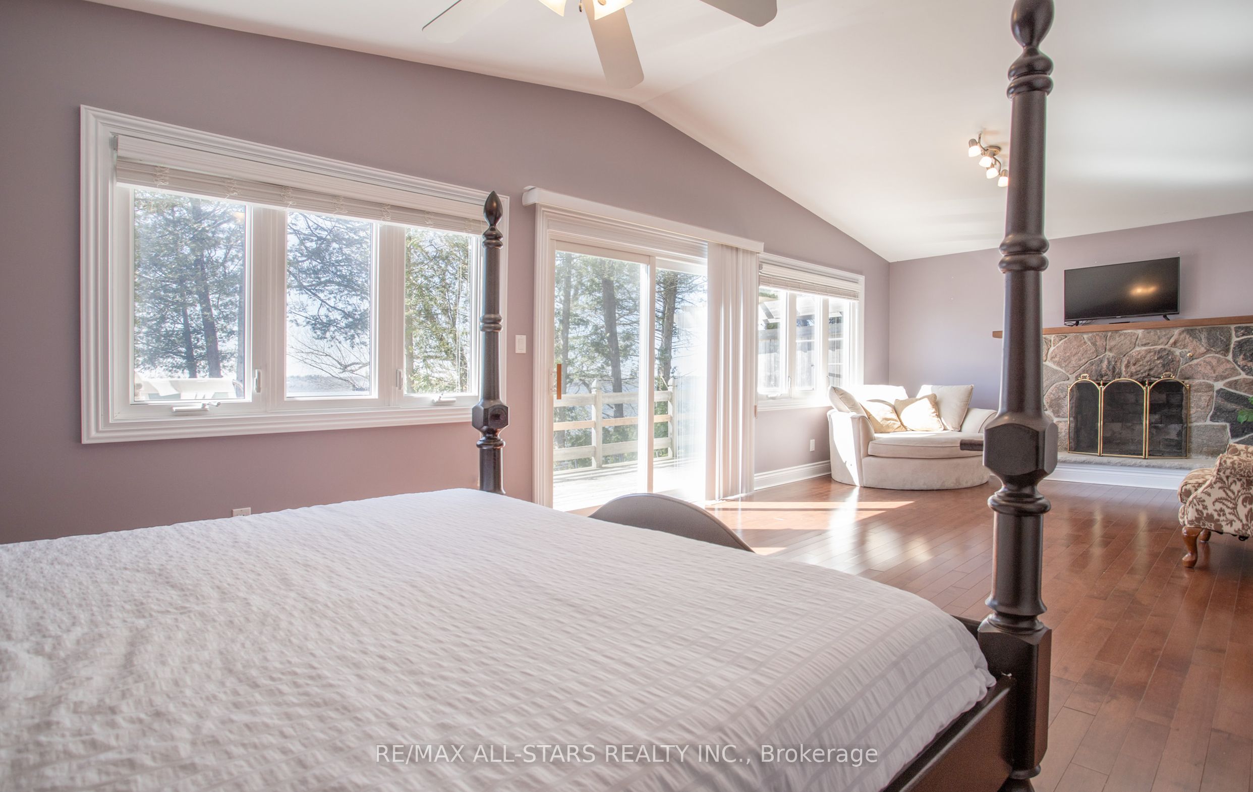 253 Stephenson Point Road Property Photo 14