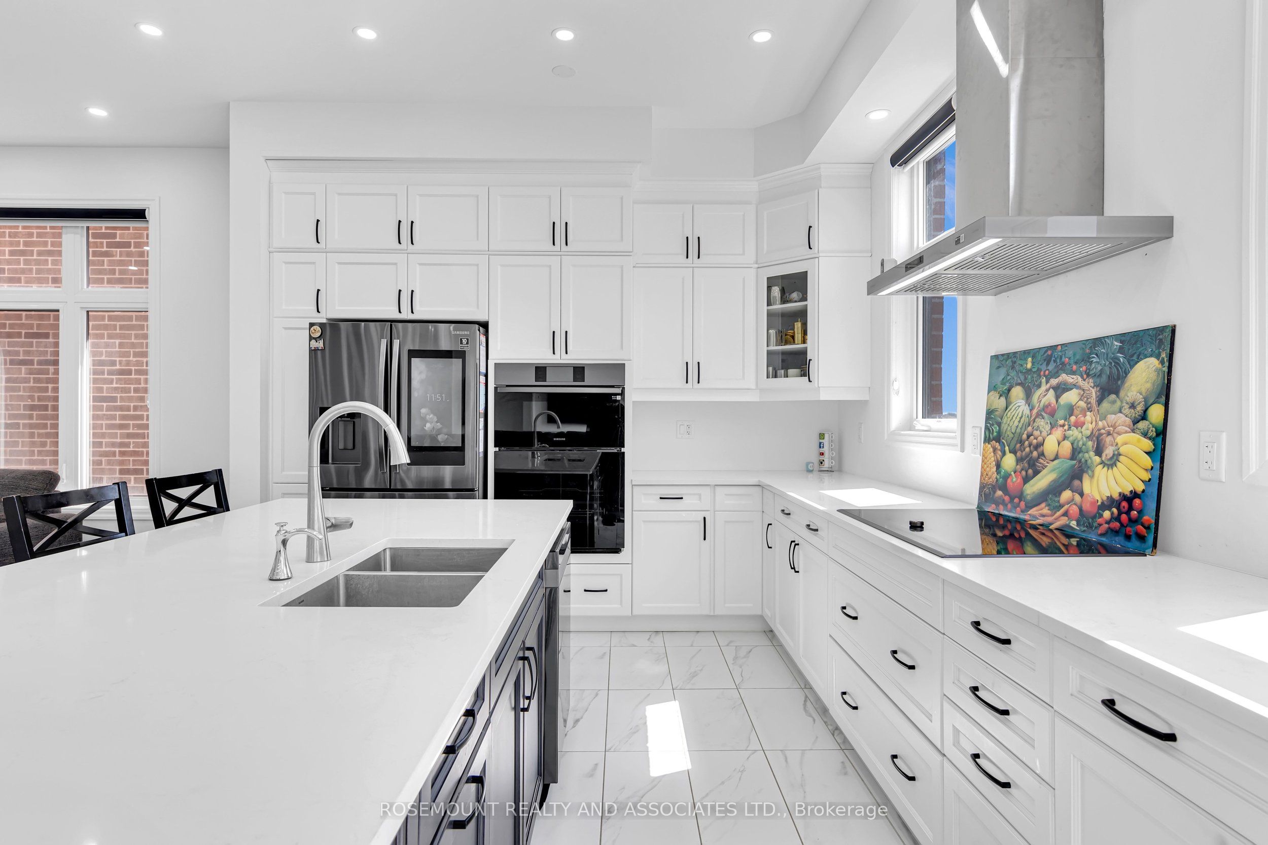 1423 Swallowtail Lane Property Photo 18