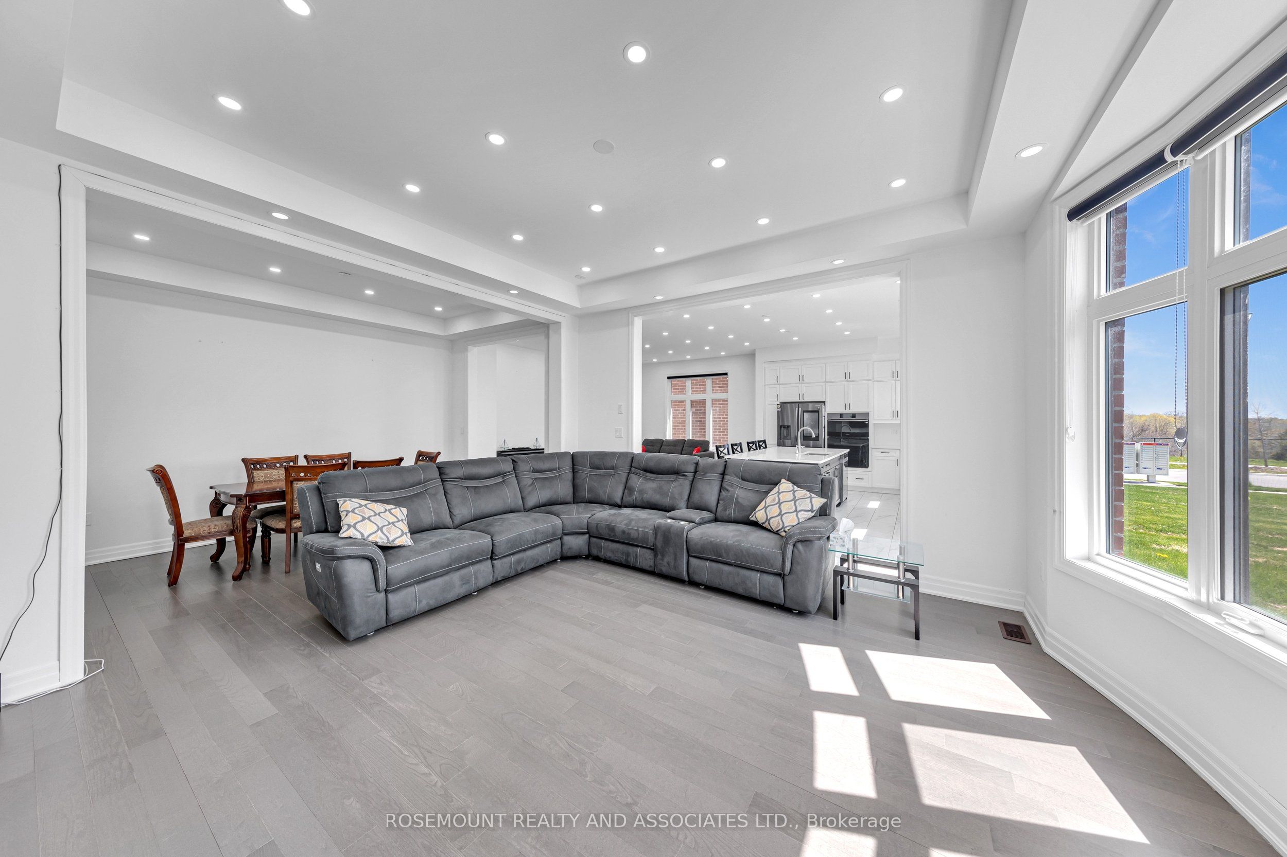 1423 Swallowtail Lane Property Photo 20
