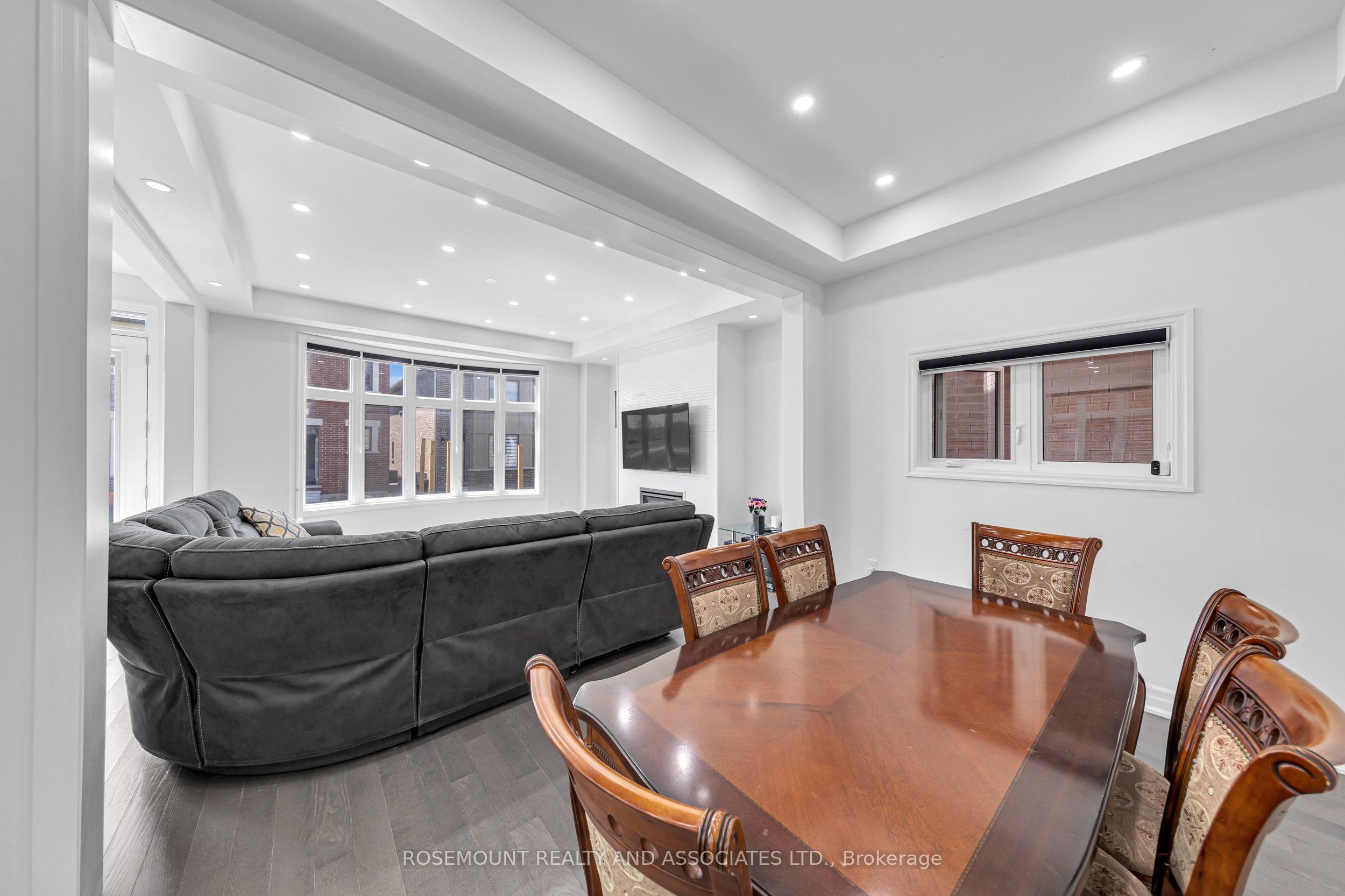 1423 Swallowtail Lane Property Photo 22