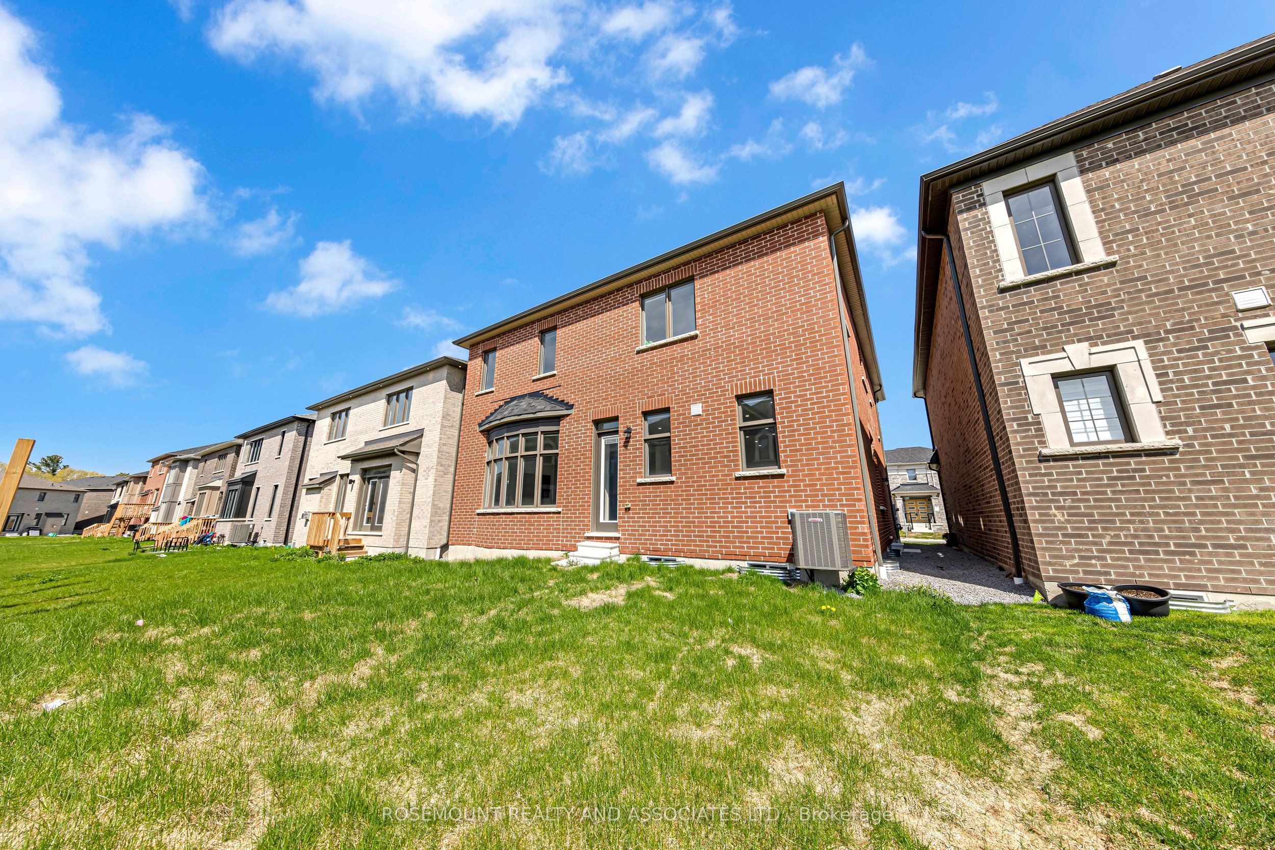 1423 Swallowtail Lane Property Photo 48