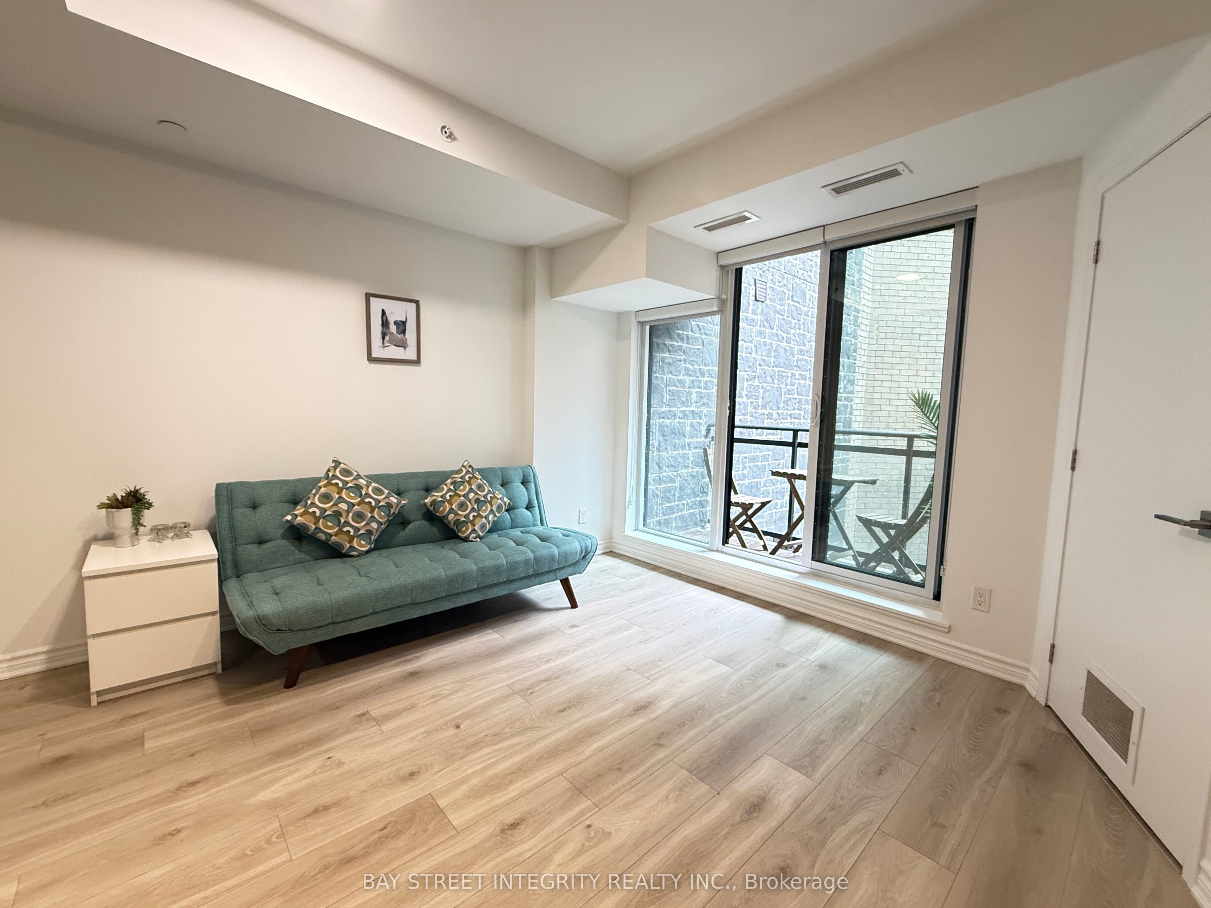 1 Falaise Road 201 Property Photo 5