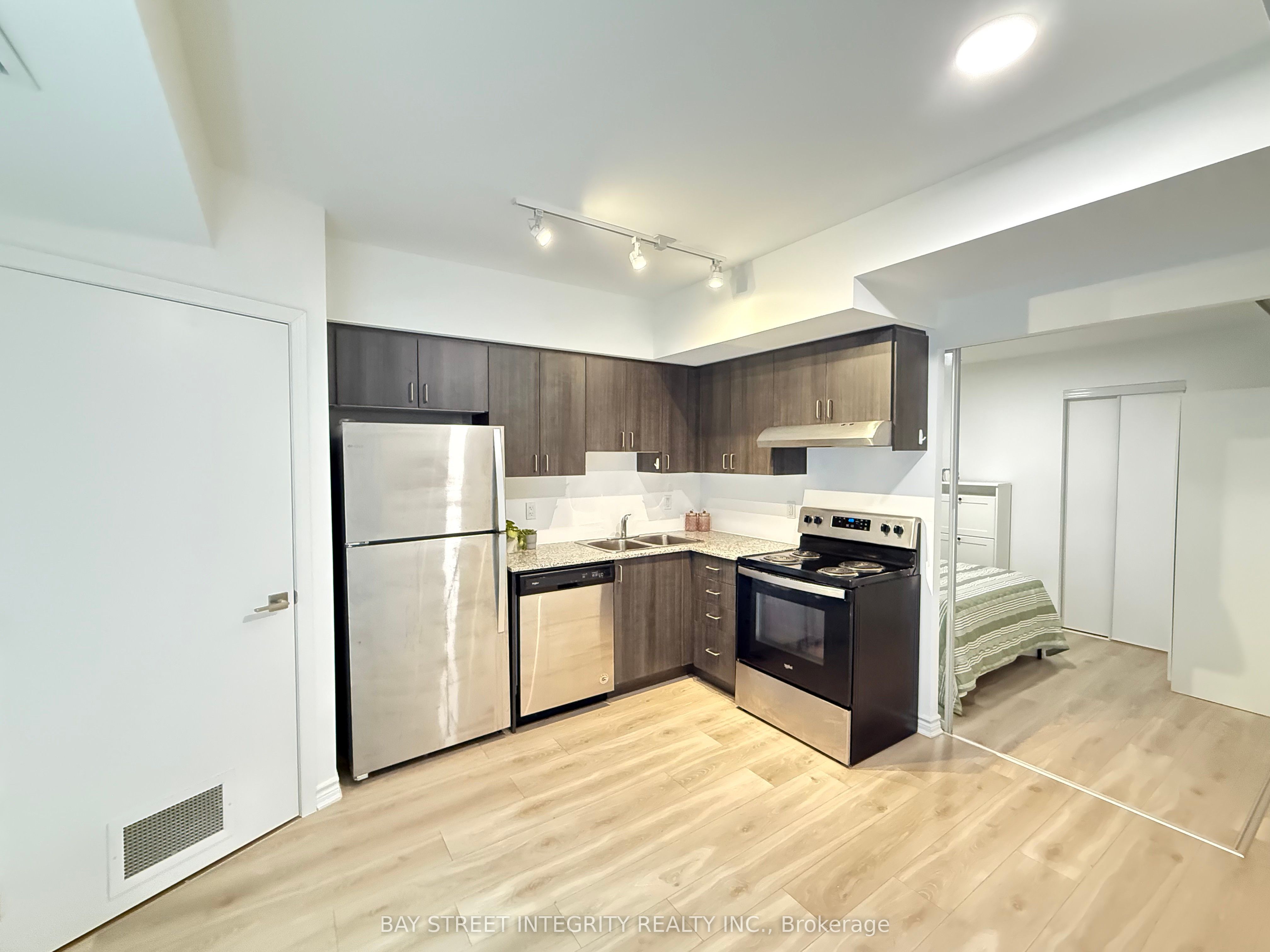 1 Falaise Road 201 Property Photo 6