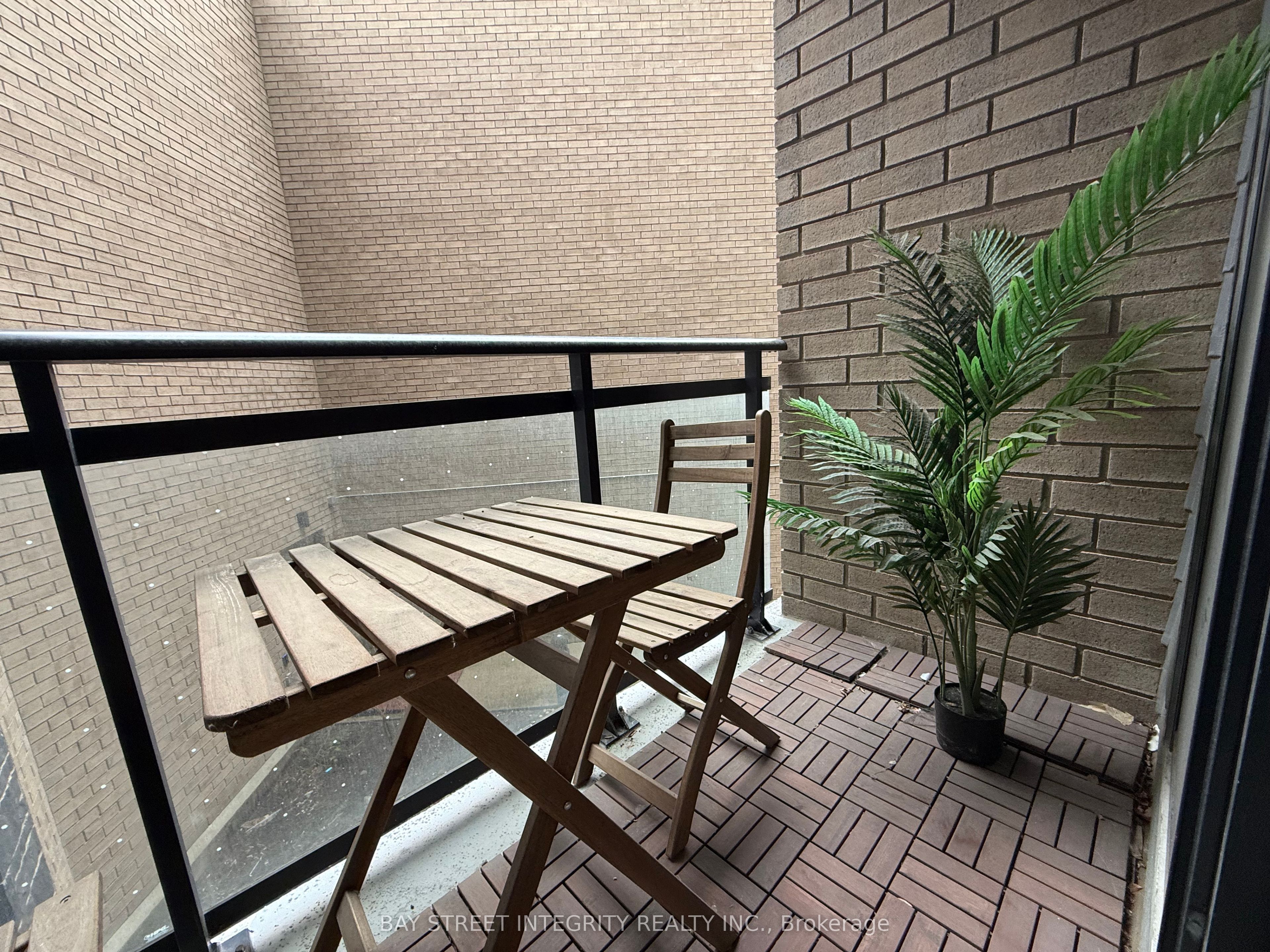 1 Falaise Road 201 Property Photo 12
