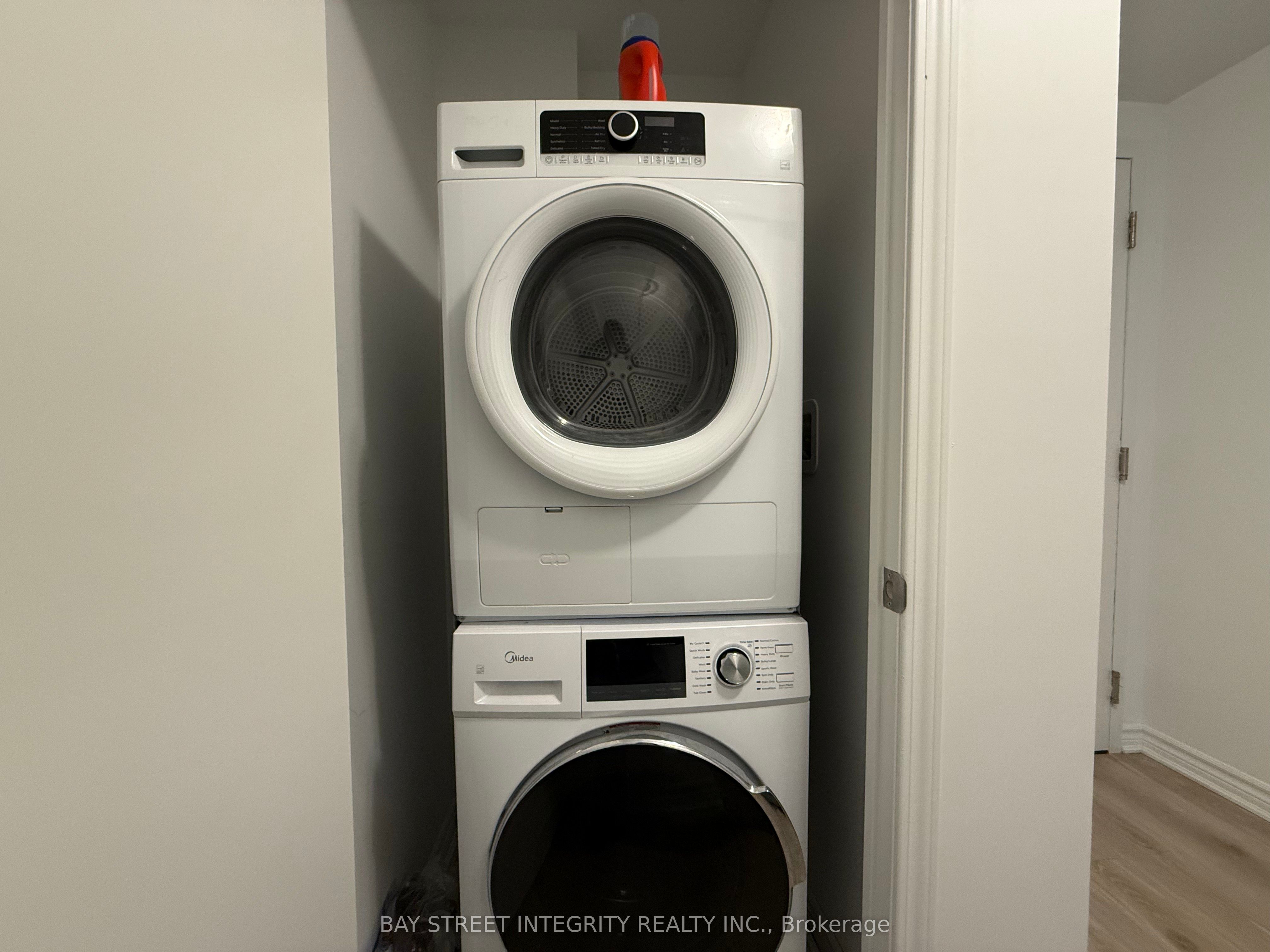 1 Falaise Road 201 Property Photo 16