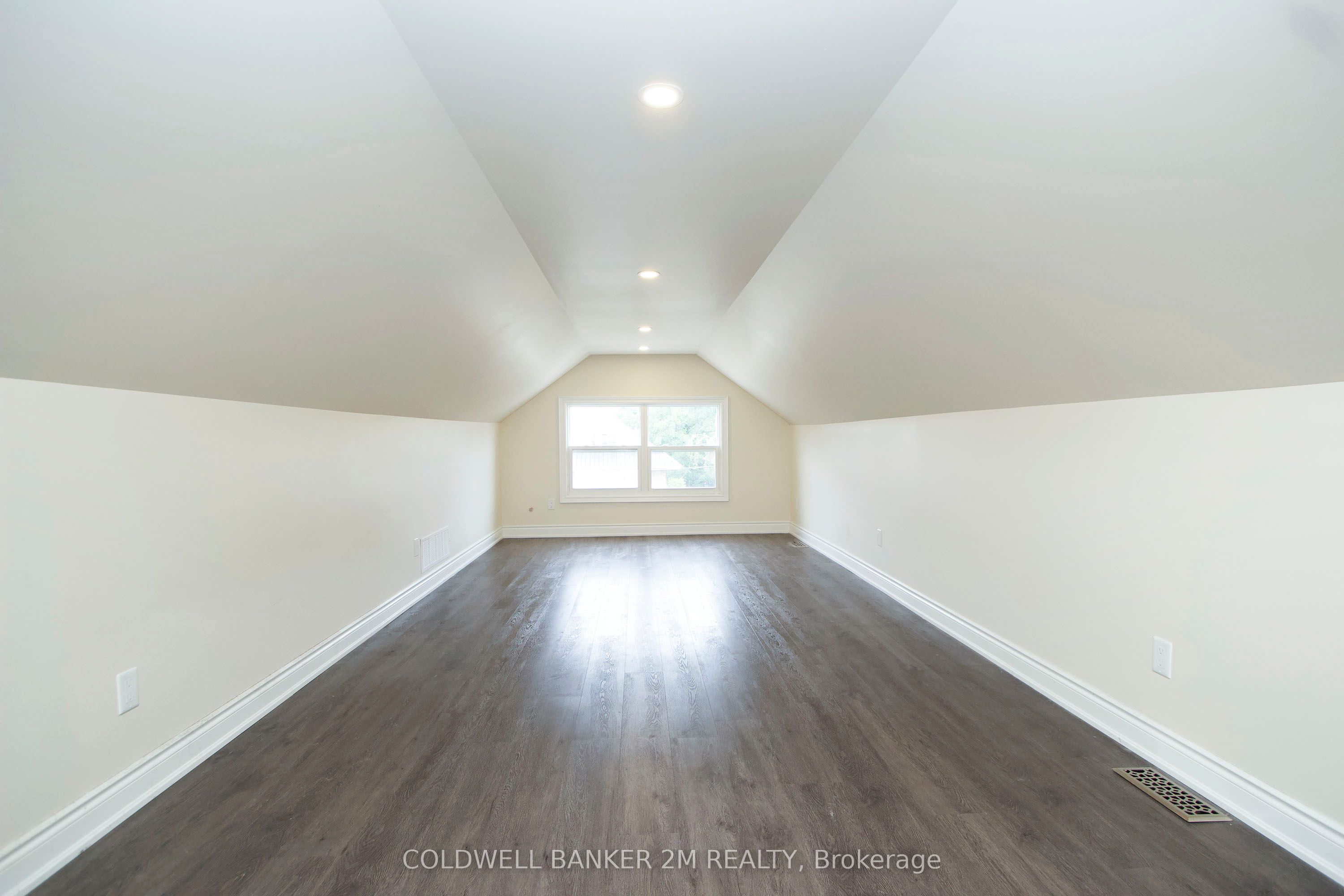 242 Kendal Avenue 2 Property Photo 15