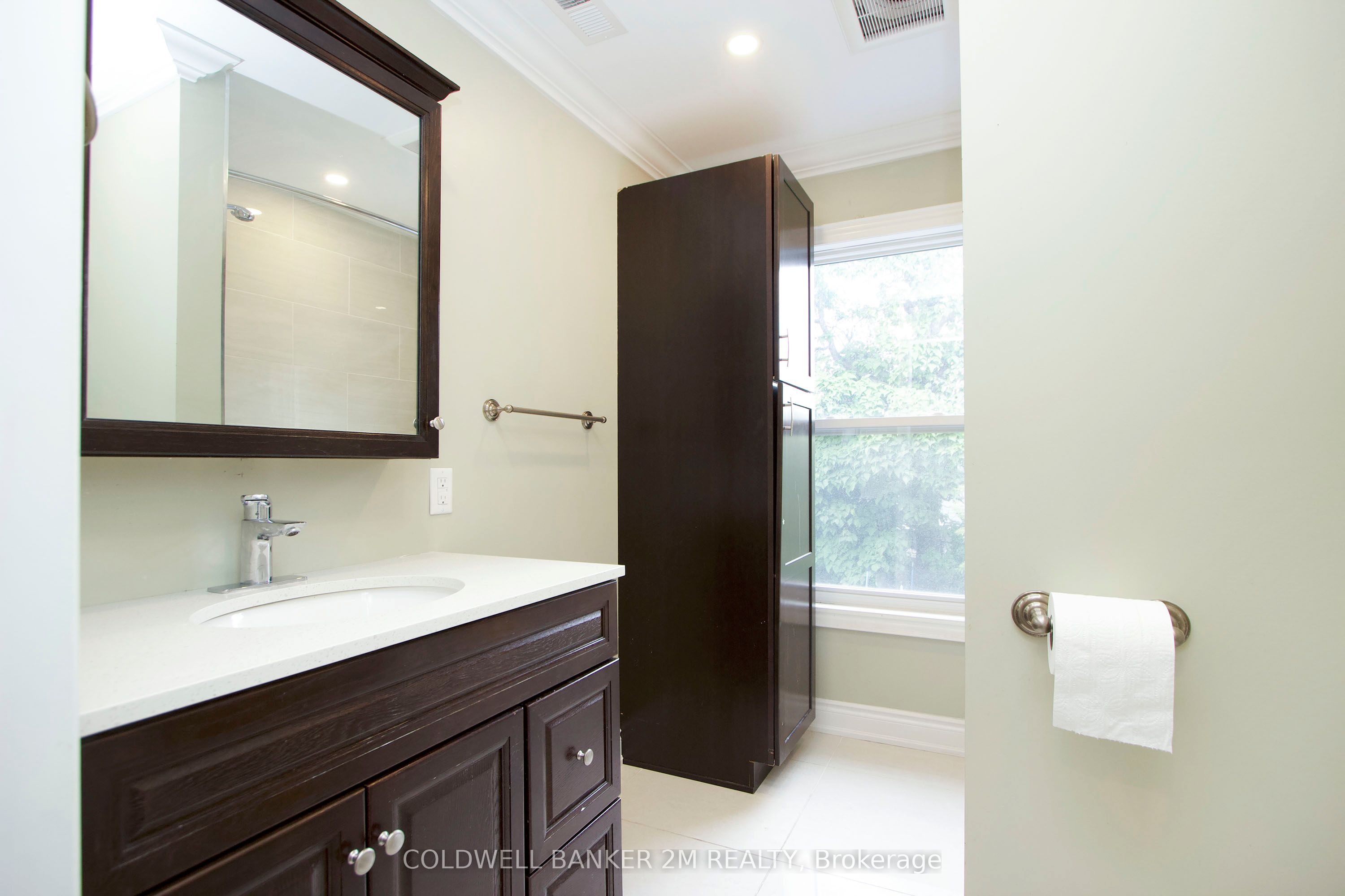 242 Kendal Avenue 2 Property Photo 18