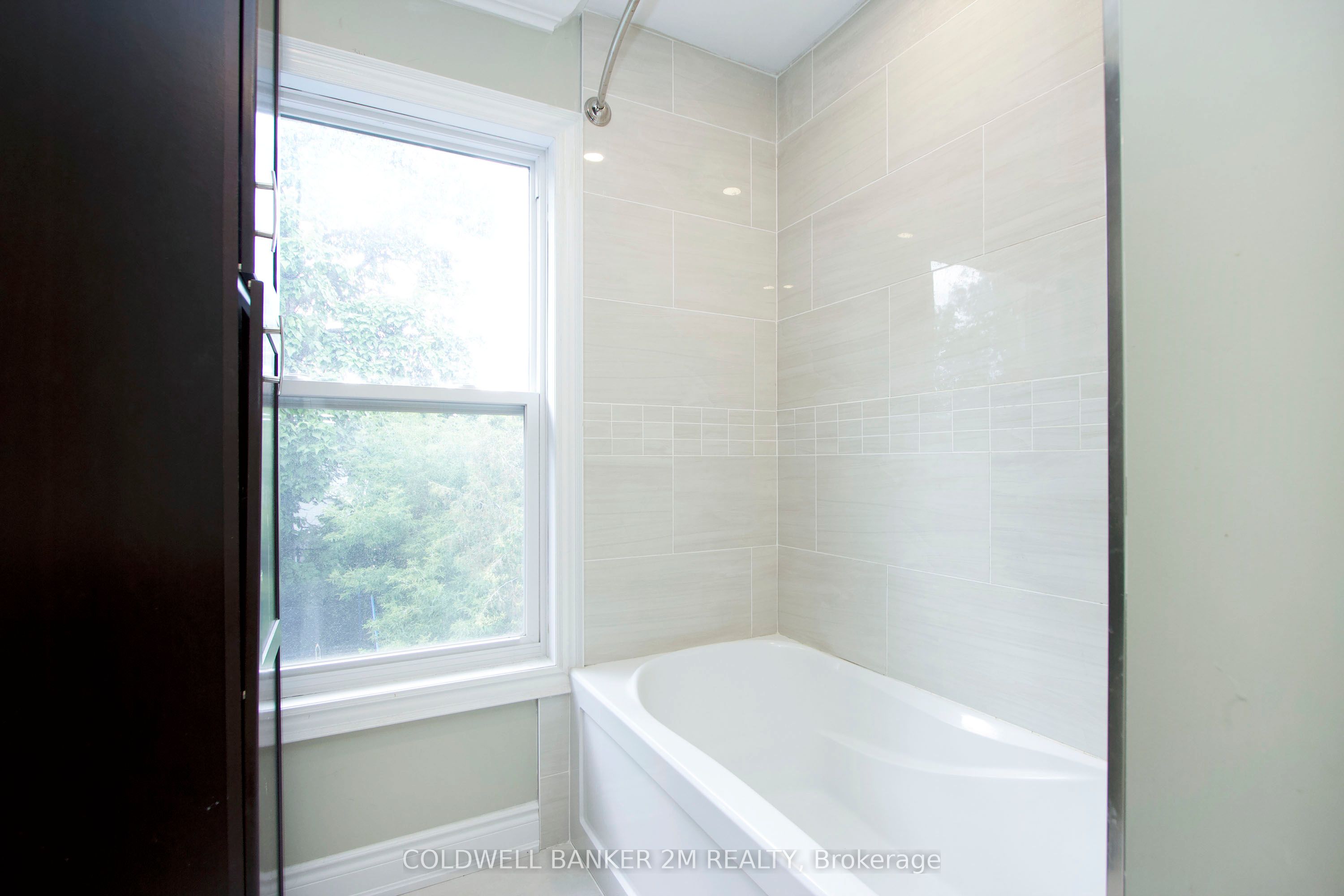 242 Kendal Avenue 2 Property Photo 19