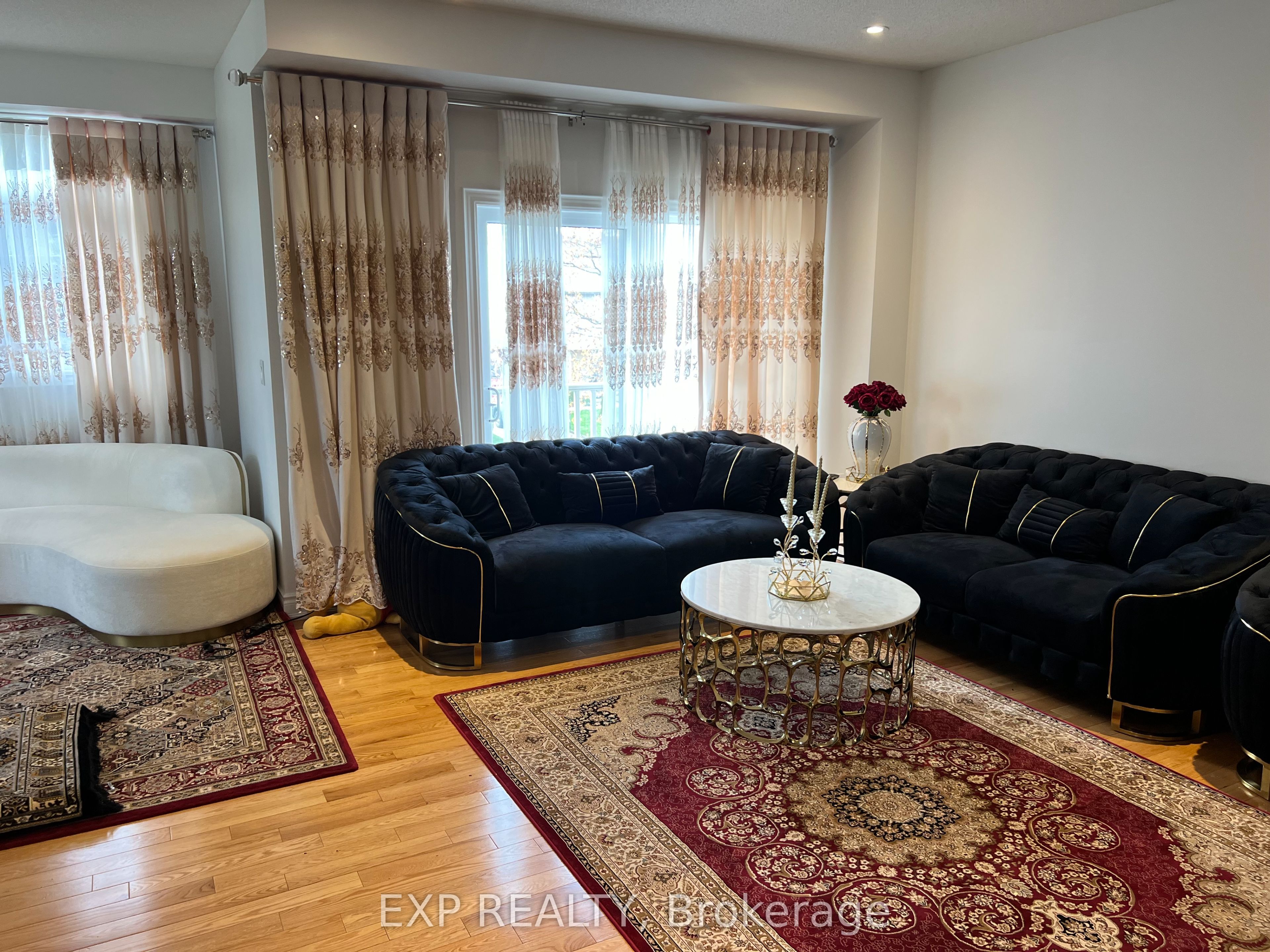947 Finley Avenue Property Photo 15