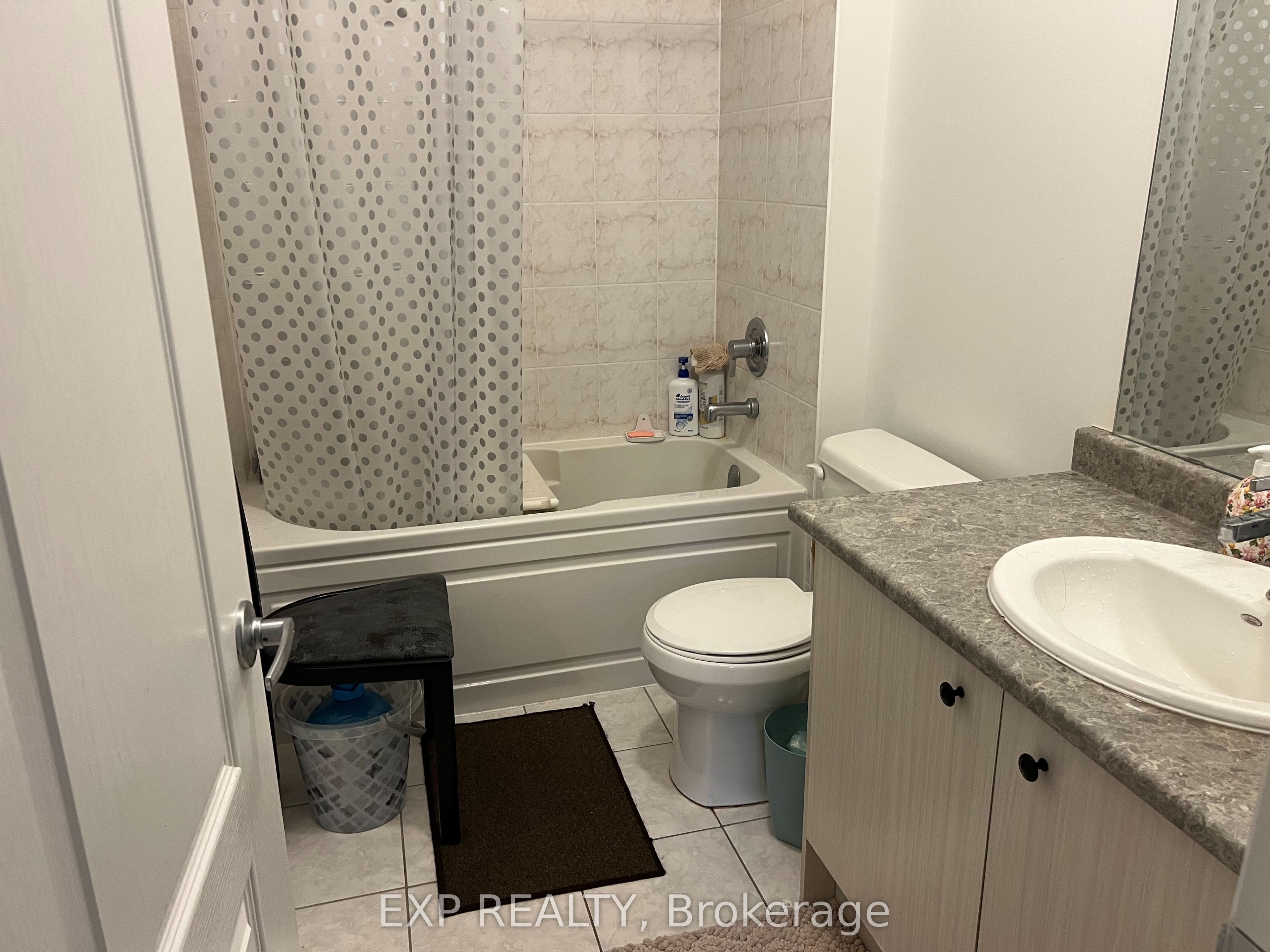 947 Finley Avenue Property Photo 33
